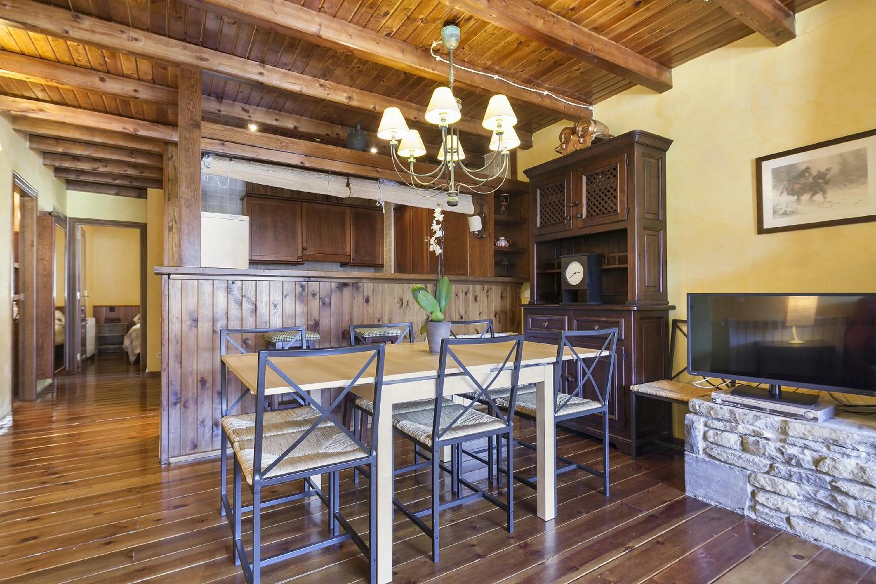Dining area in Baqueira Apartamentos Cota 1700 a pie de pistas