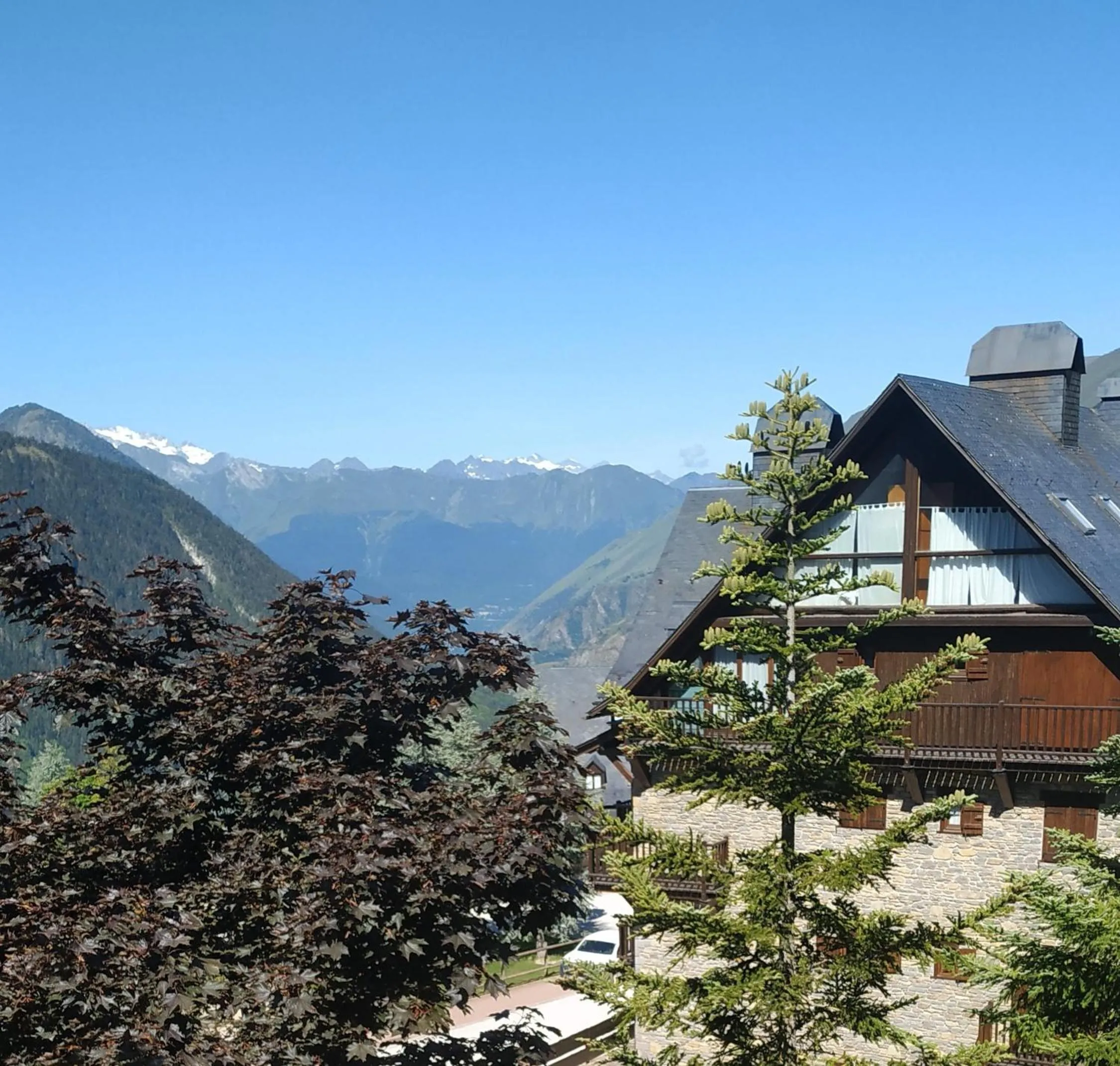 Mountain view in Baqueira Apartamentos Cota 1700 a pie de pistas