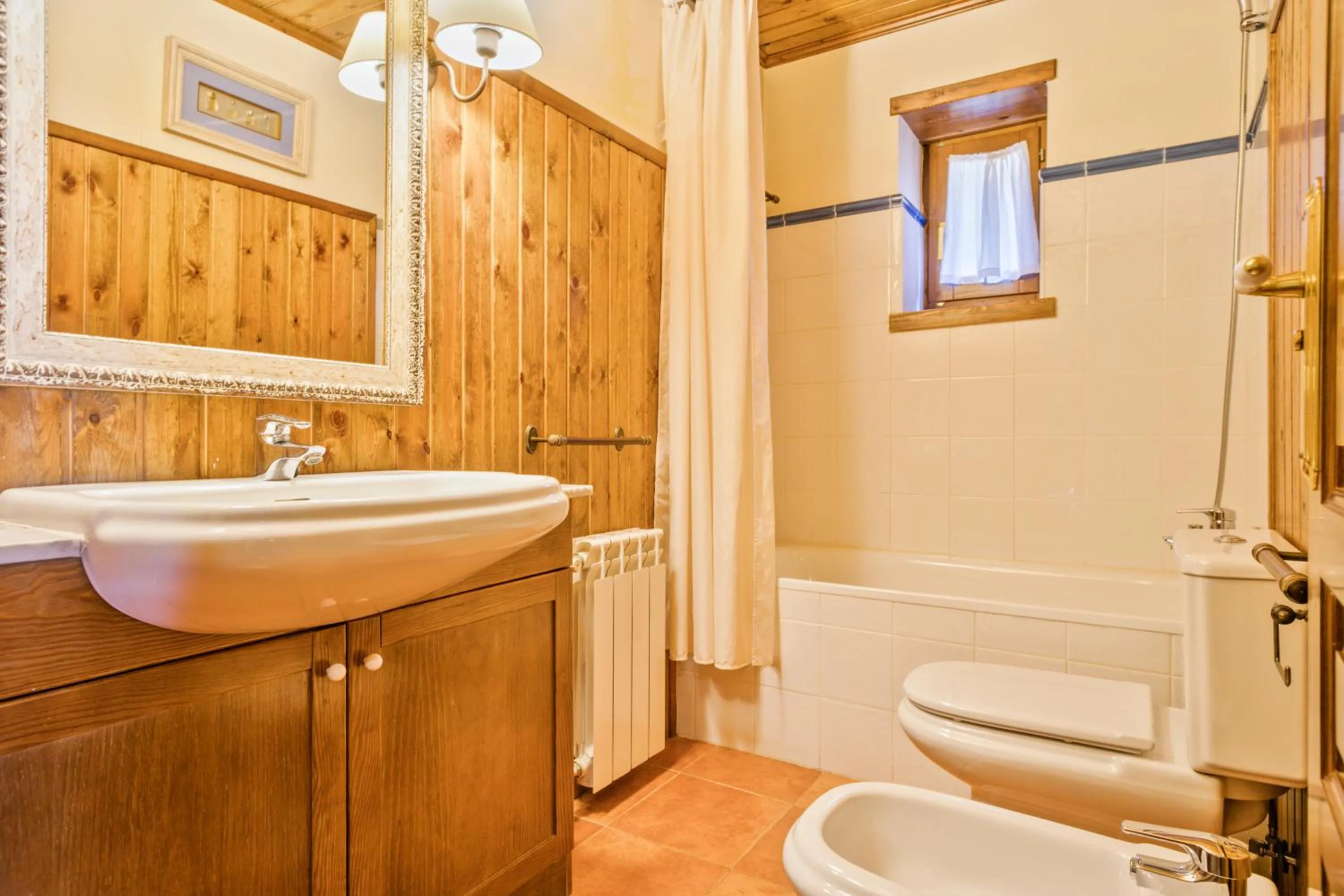Bathroom in Baqueira Apartamentos Cota 1700 a pie de pistas