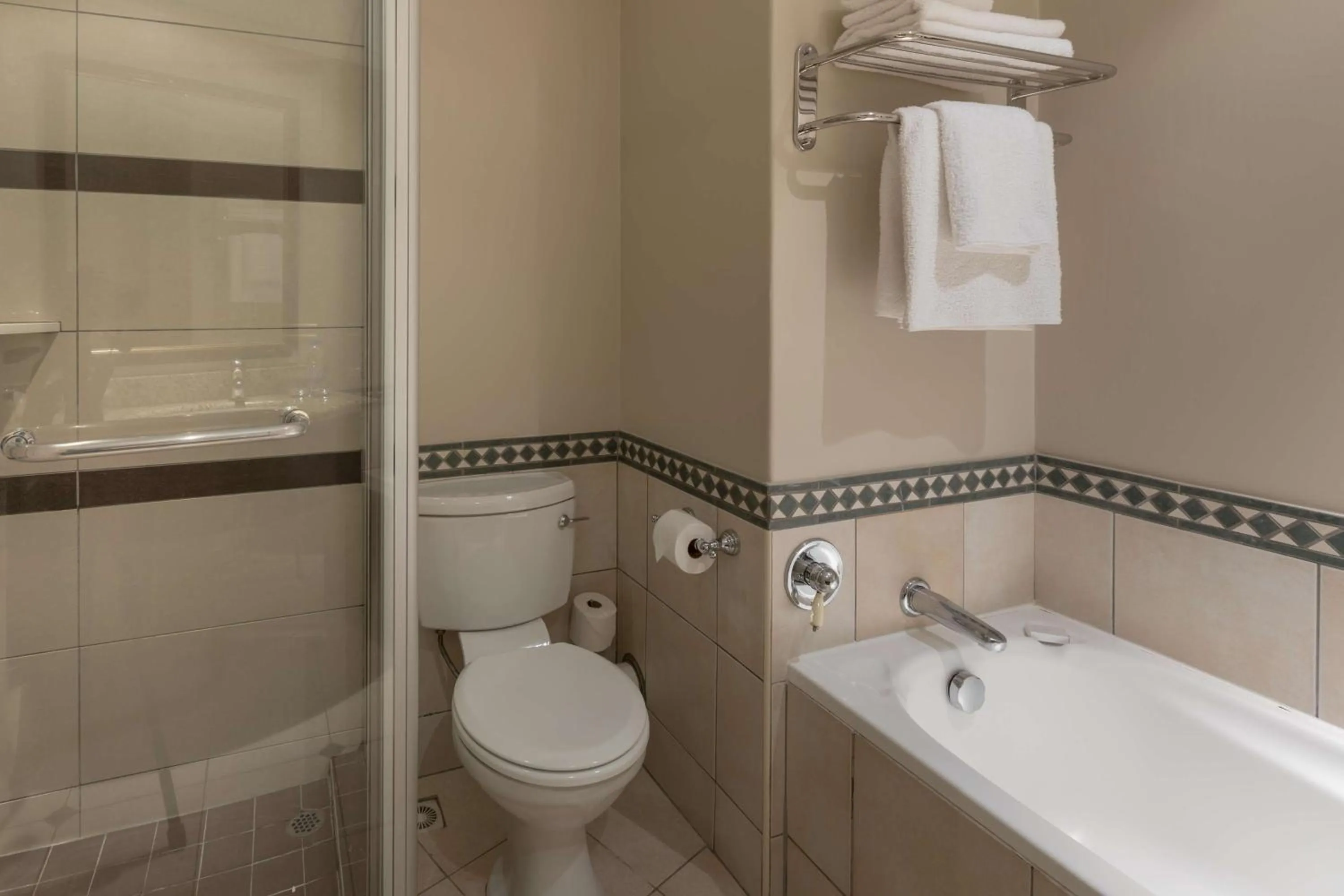 Bathroom in Southern Sun Mbombela