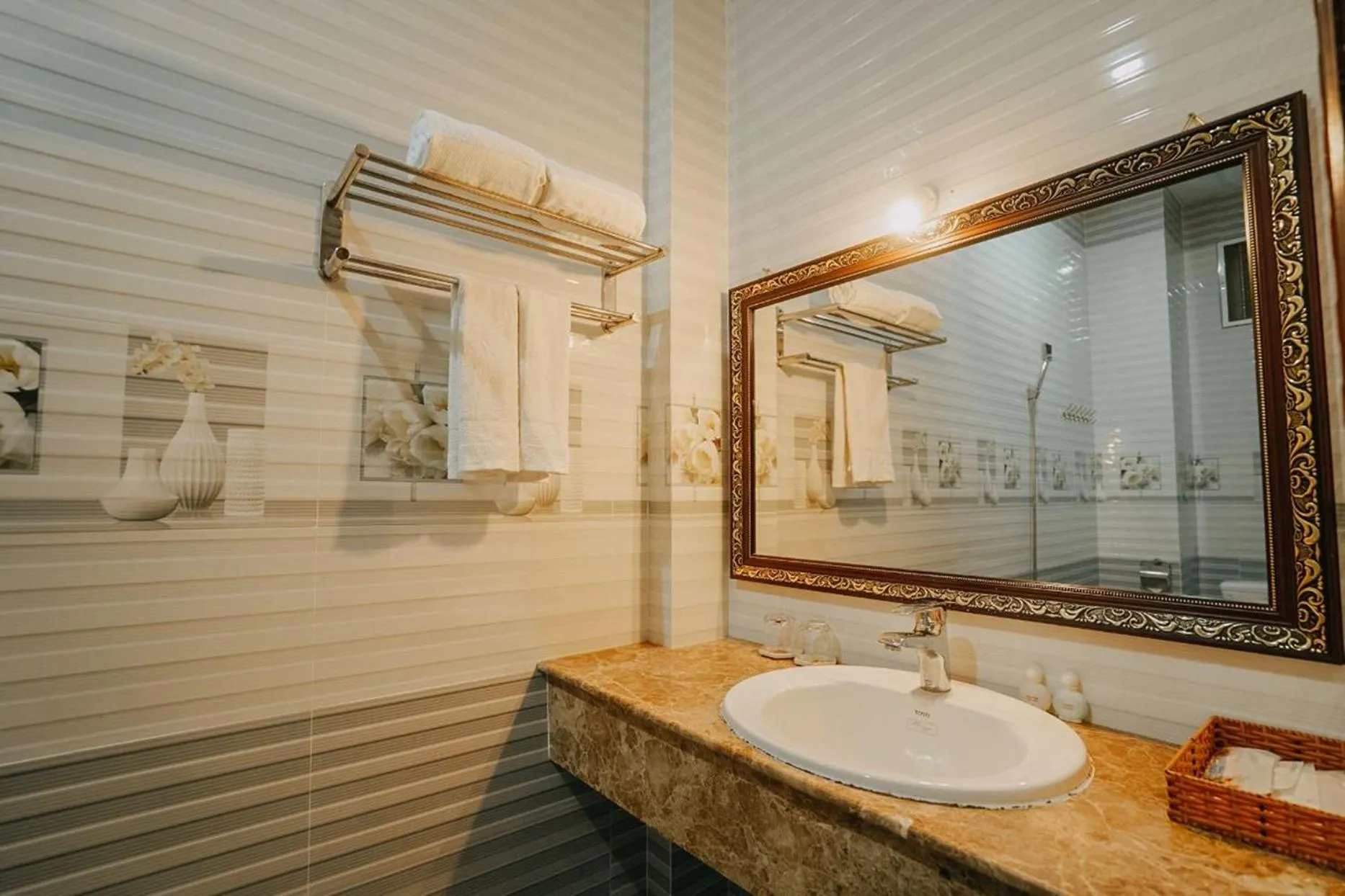 Bathroom in Tulip Hotel