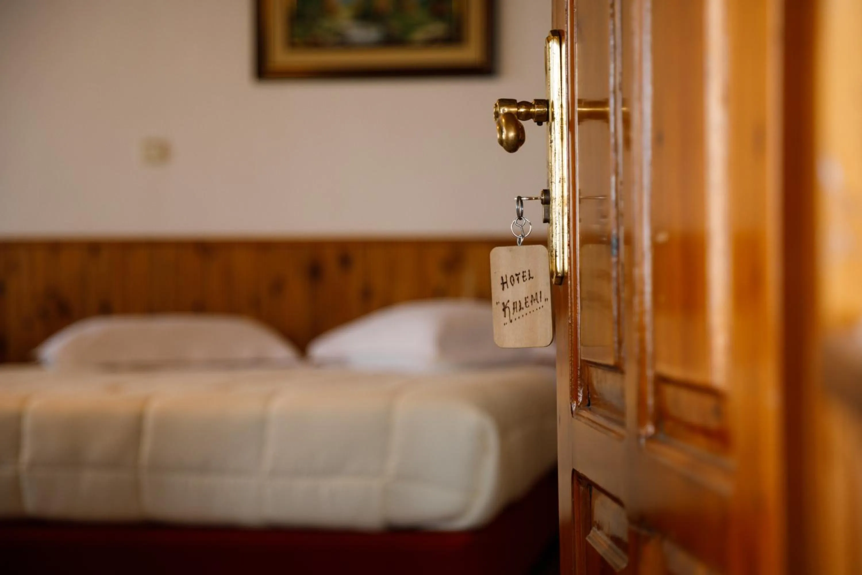 Bedroom, Bed in Hotel Kalemi