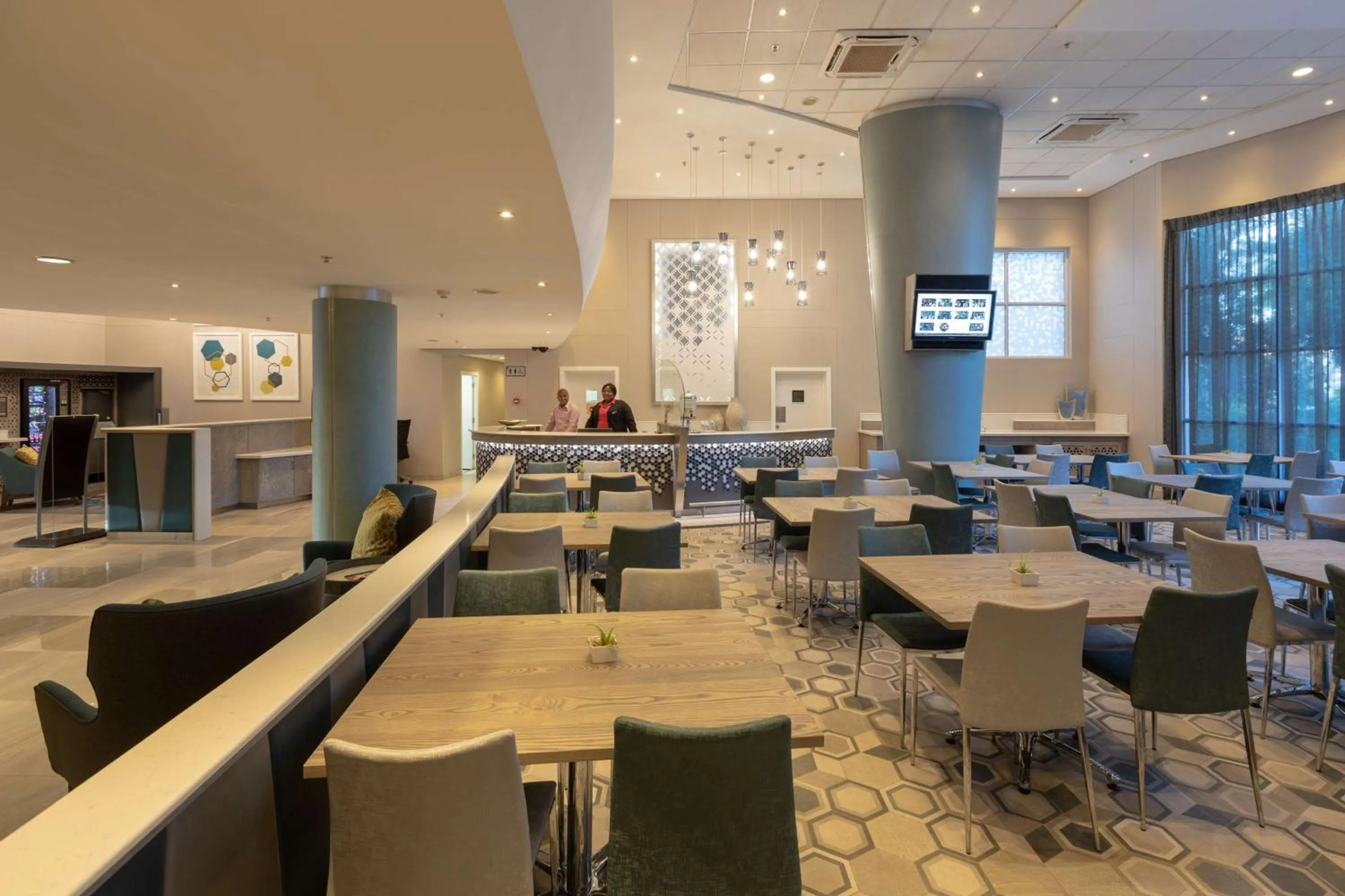 Restaurant/places to eat in StayEasy Mbombela