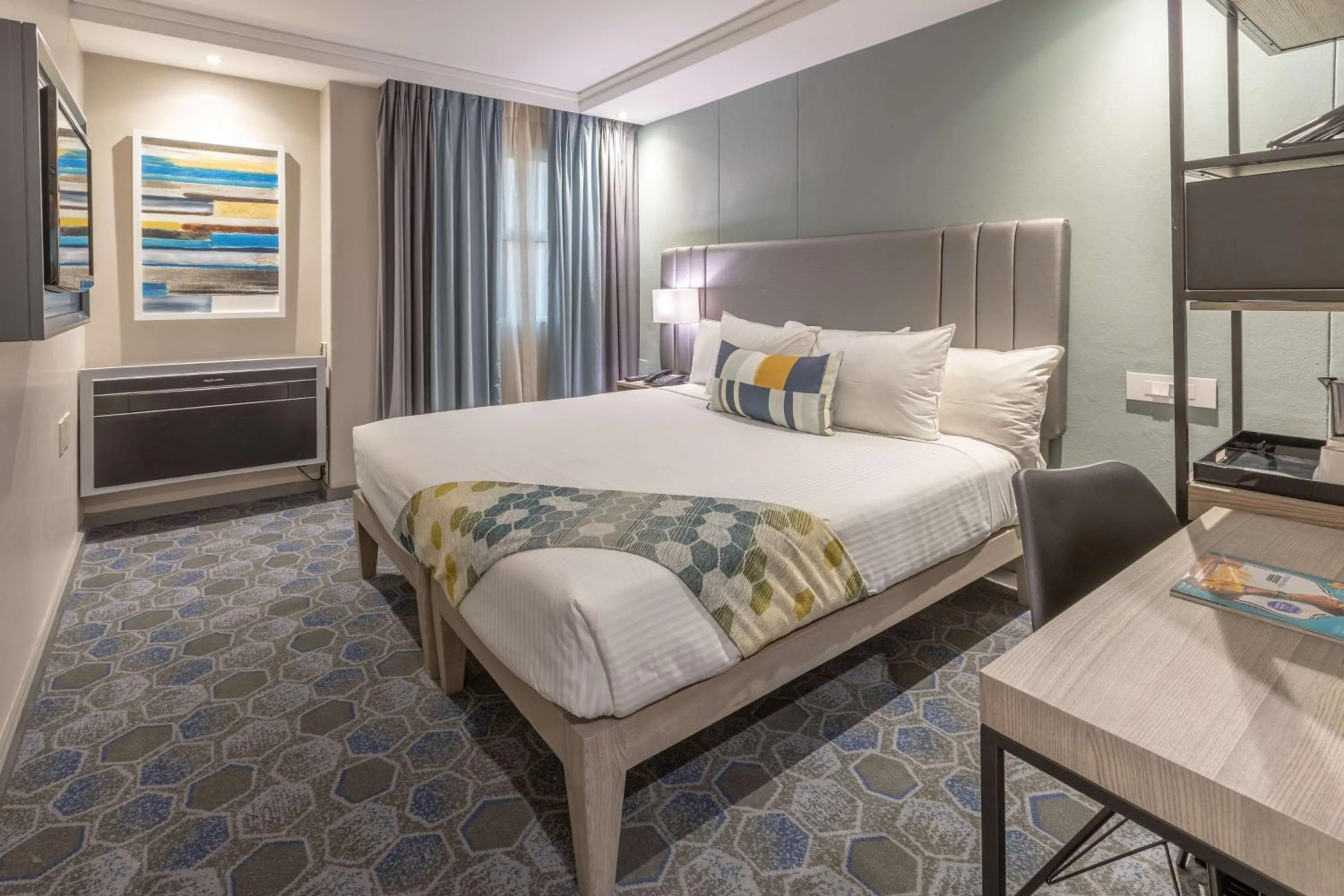 Photo of the whole room, Bed in StayEasy Mbombela