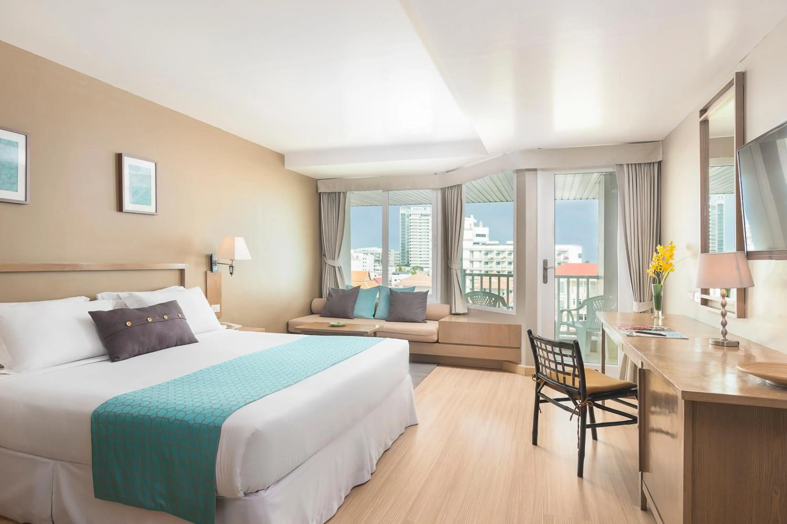 Photo of the whole room in 51 Fashion Hotel