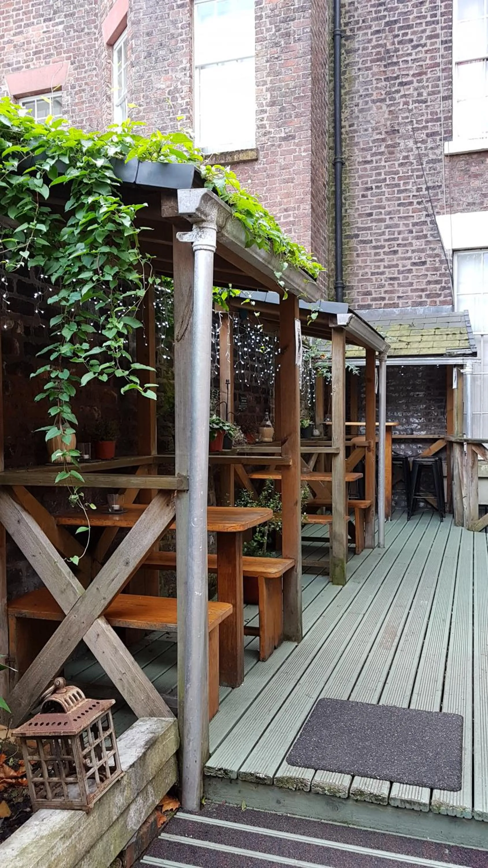 Embassie Backpackers