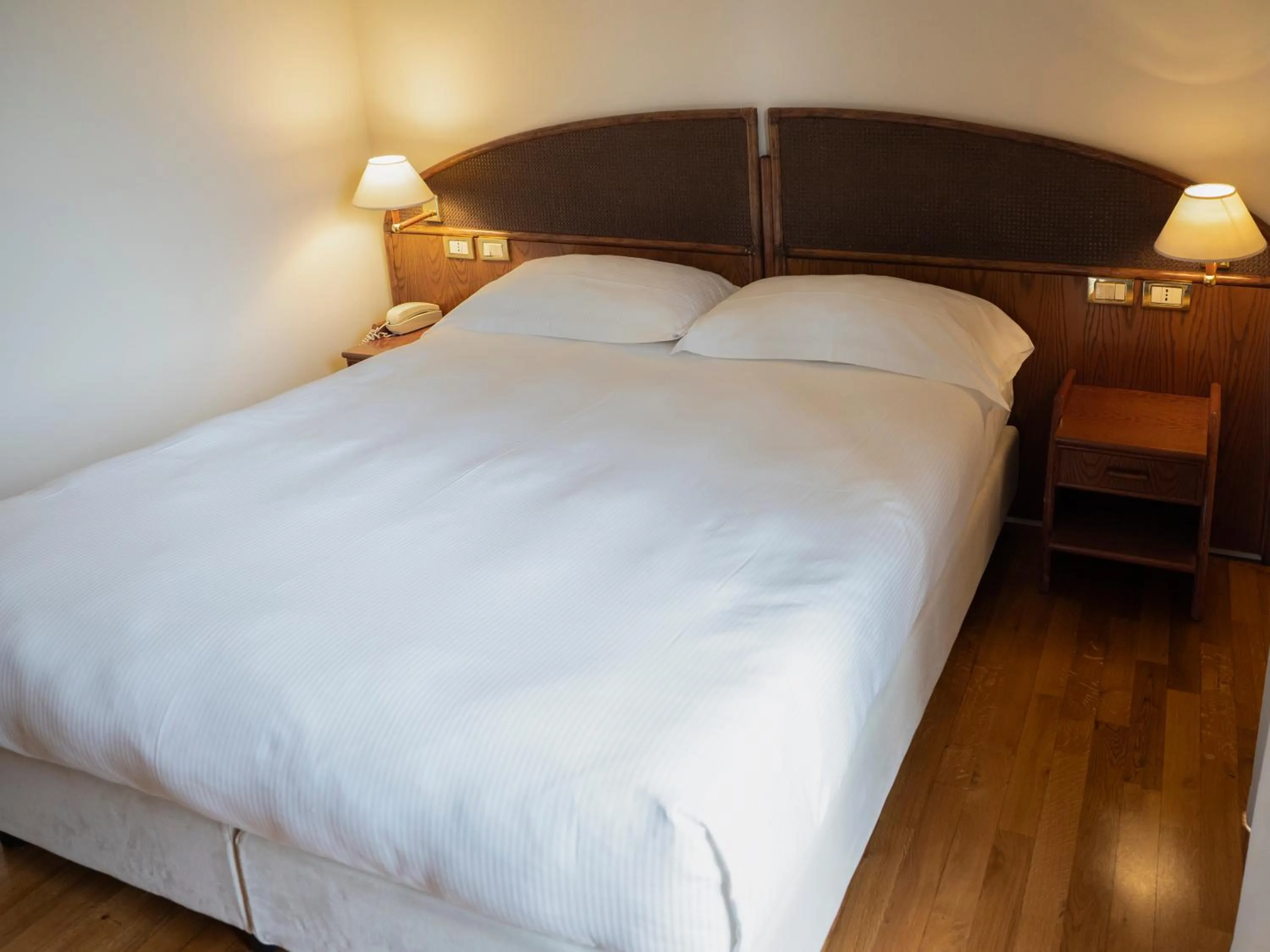 Bedroom, Bed in Hotel Altamira