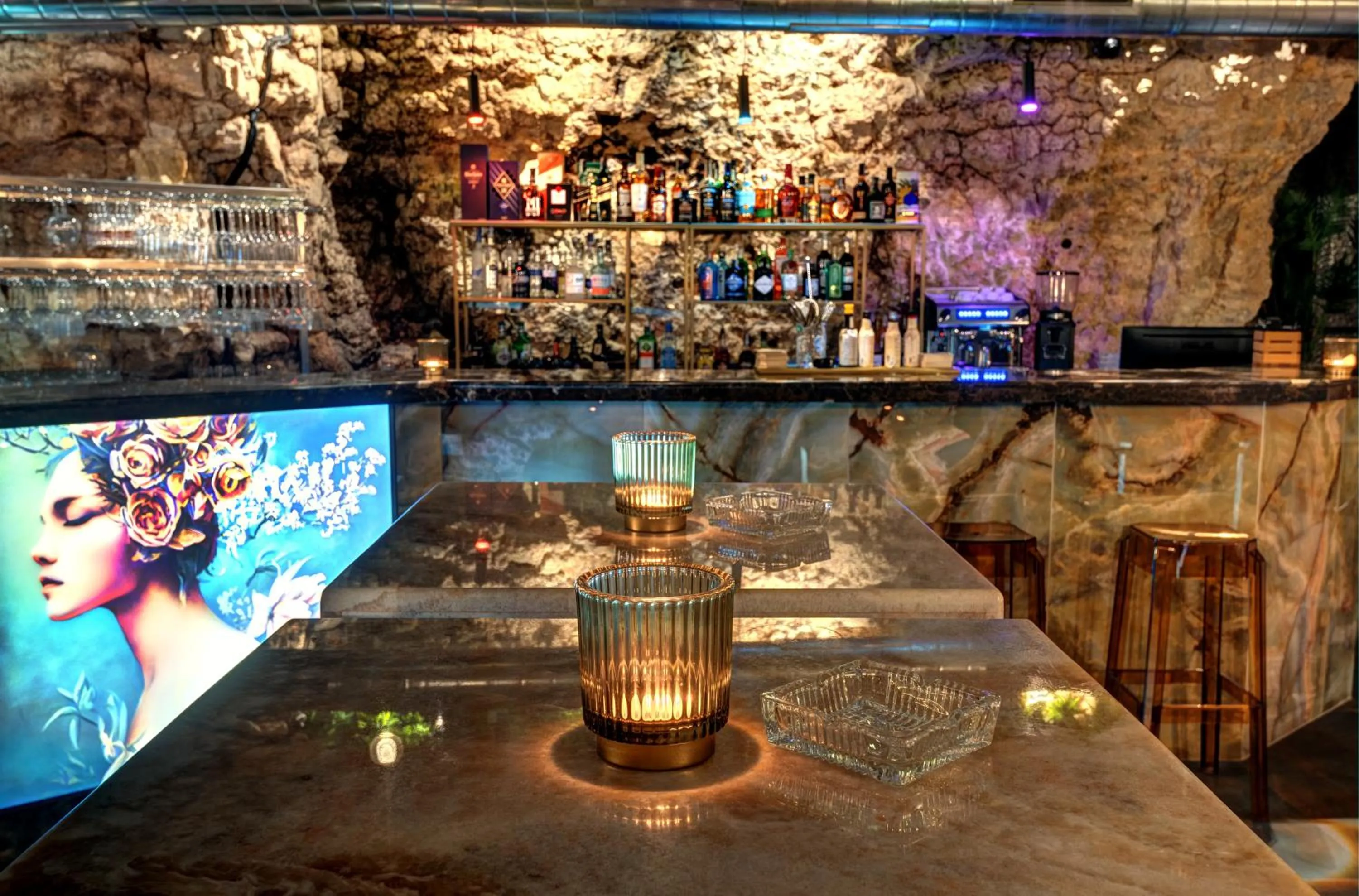 Nightclub / DJ in Park Hotel Kaylaka