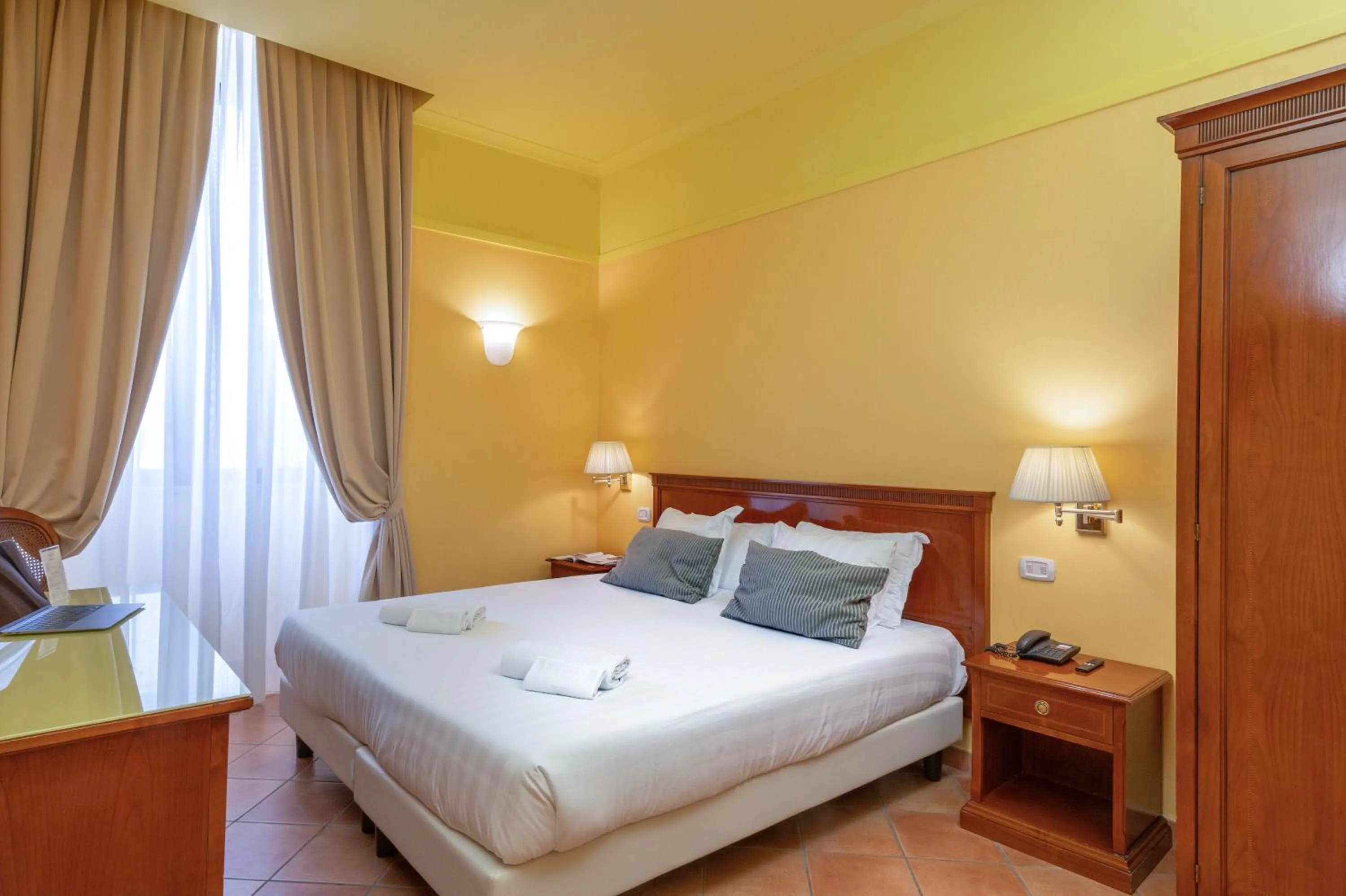 Bedroom, Bed in Hotel Nuvò