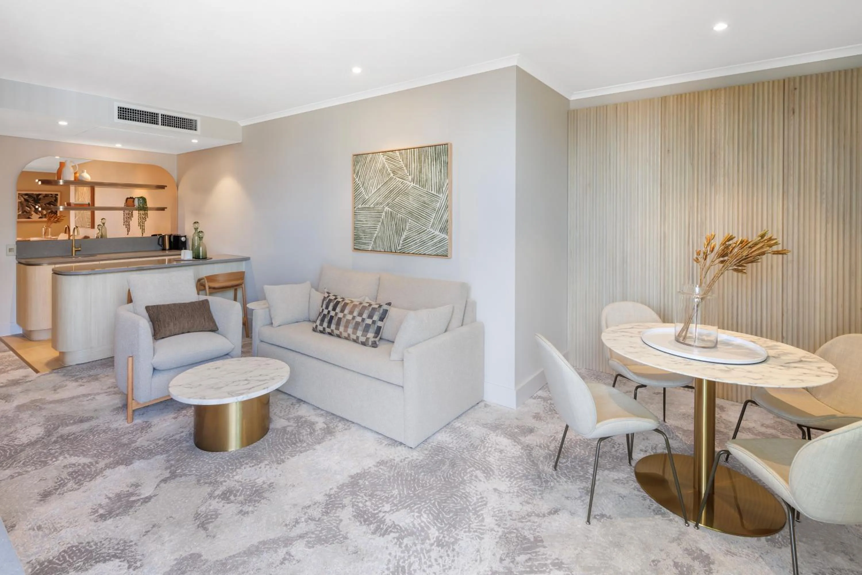 Kitchen or kitchenette in Amora Hotel Brisbane