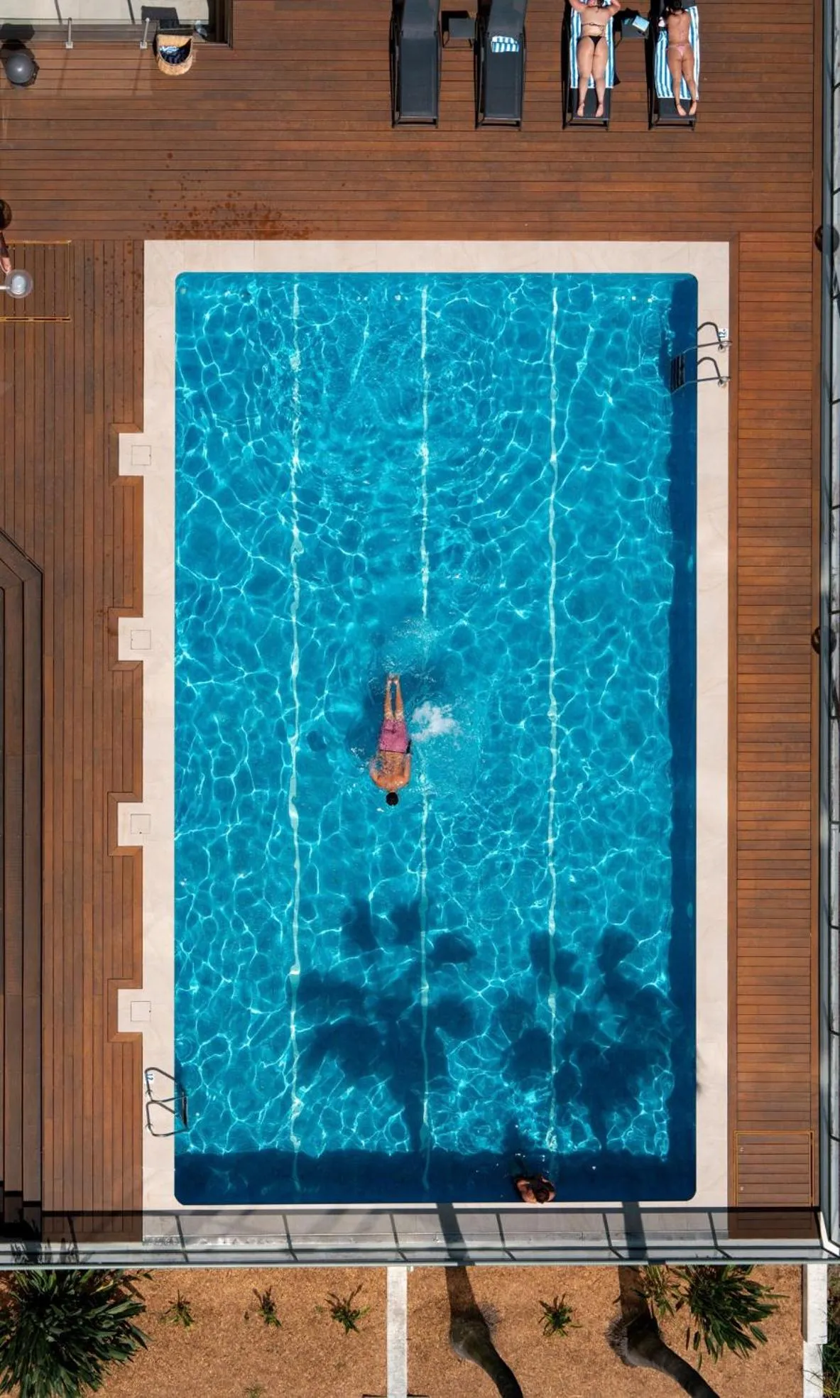 Swimming pool in Amora Hotel Brisbane