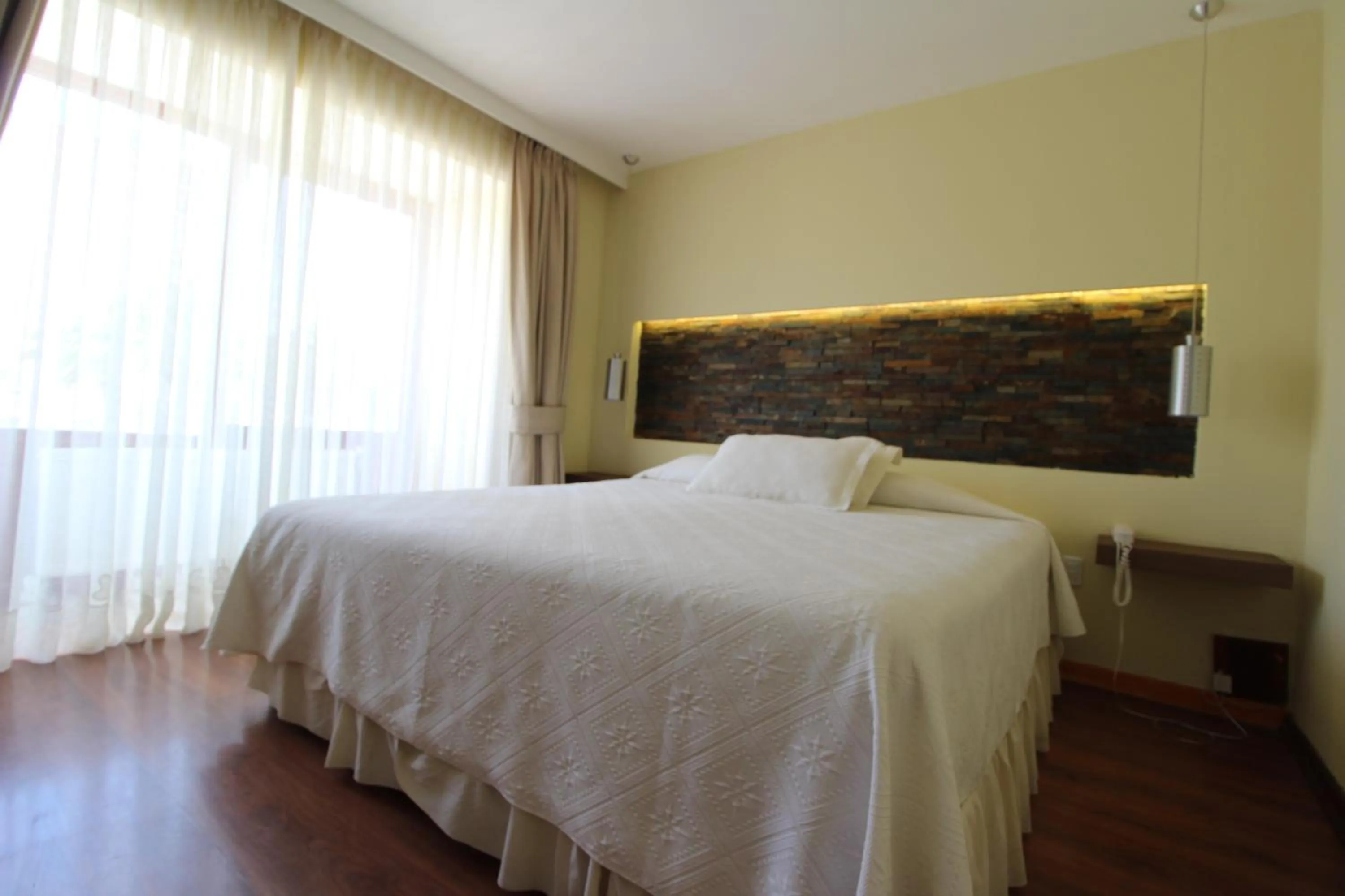 Bed in Hotel La Serena Plaza