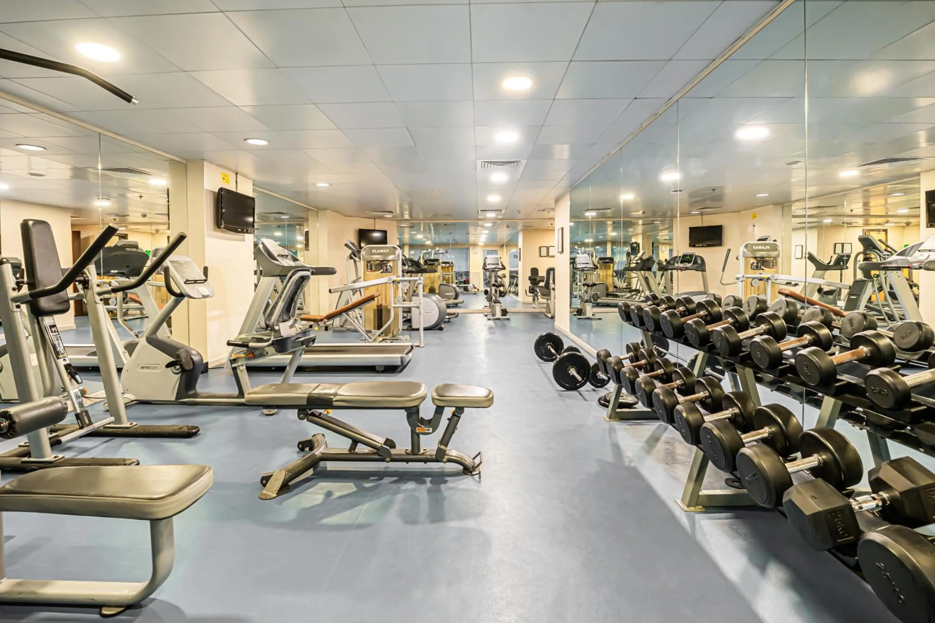 Fitness centre/facilities in Kingsgate Hotel Doha by Millennium Hotels