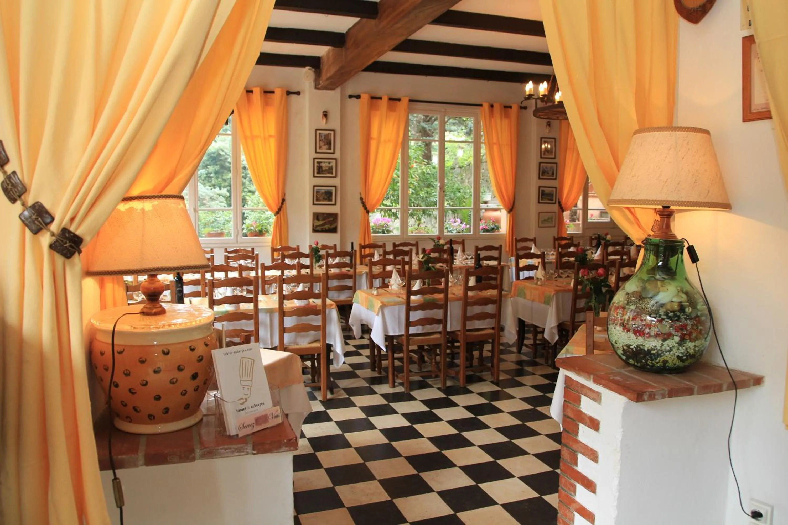 Restaurant/places to eat in Auberge Les Gorges du Loup