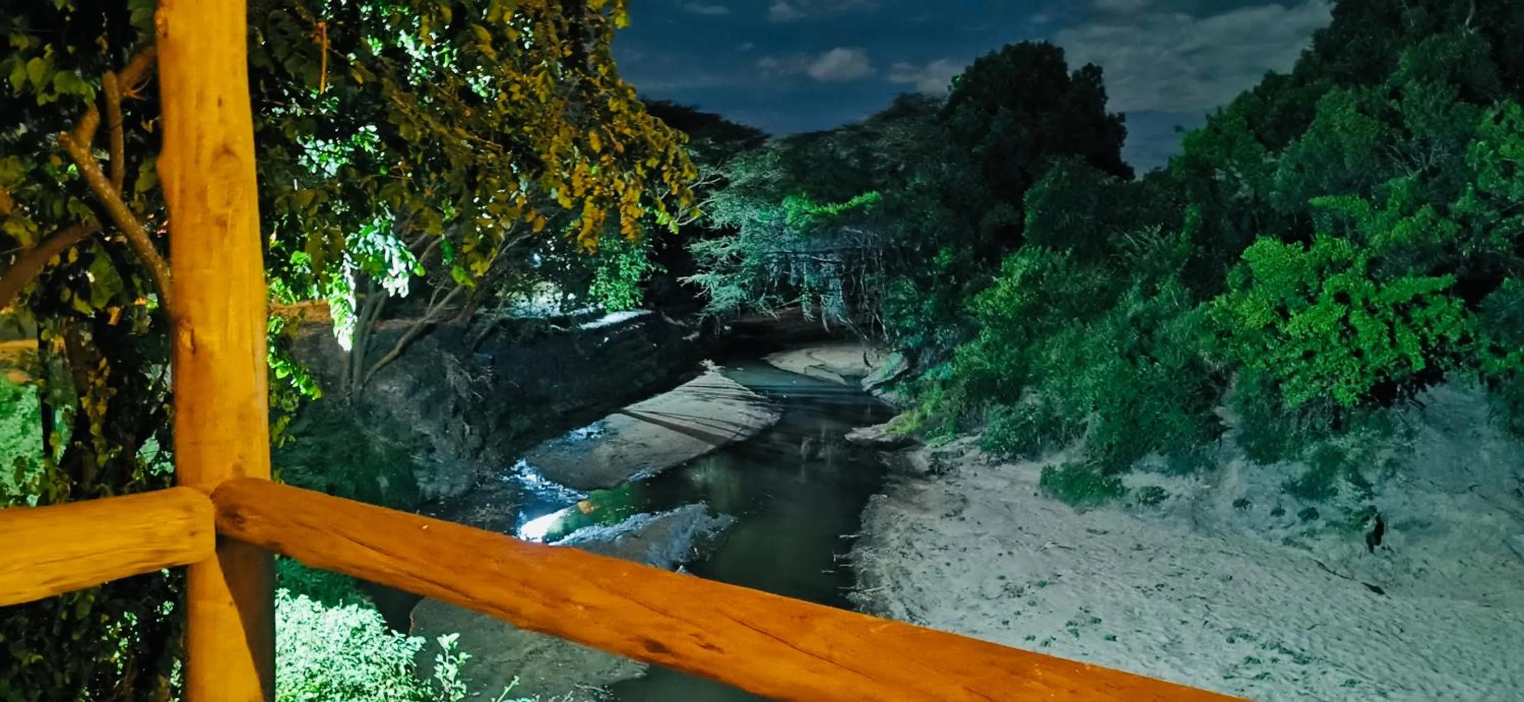 River view in Fig Tree Camp - Maasai Mara