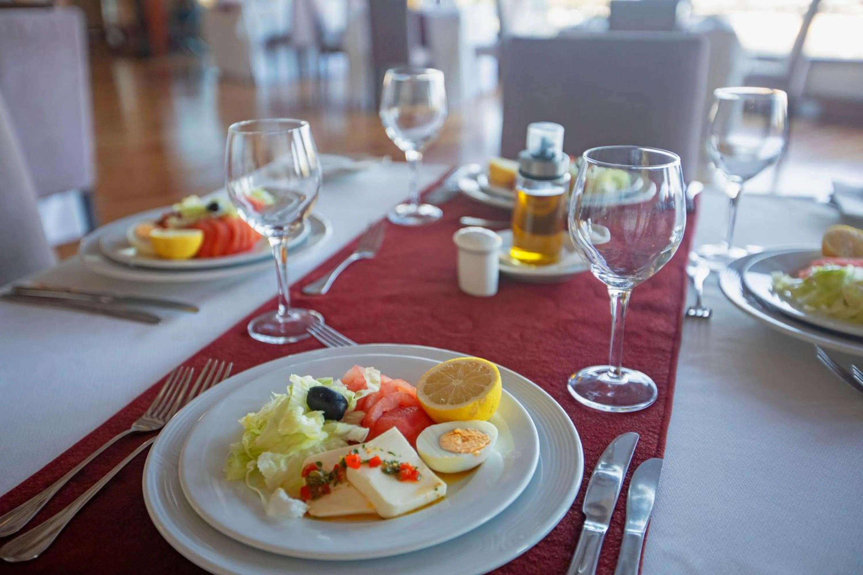 Restaurant/places to eat in Gran Hotel Vicente Costanera