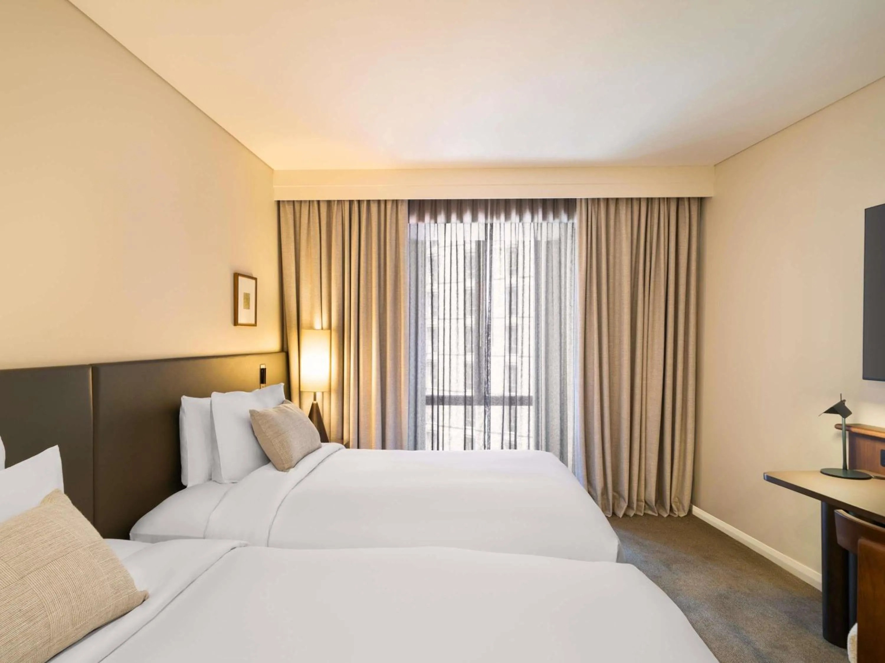 Bedroom, Bed in Sofitel Sydney Wentworth