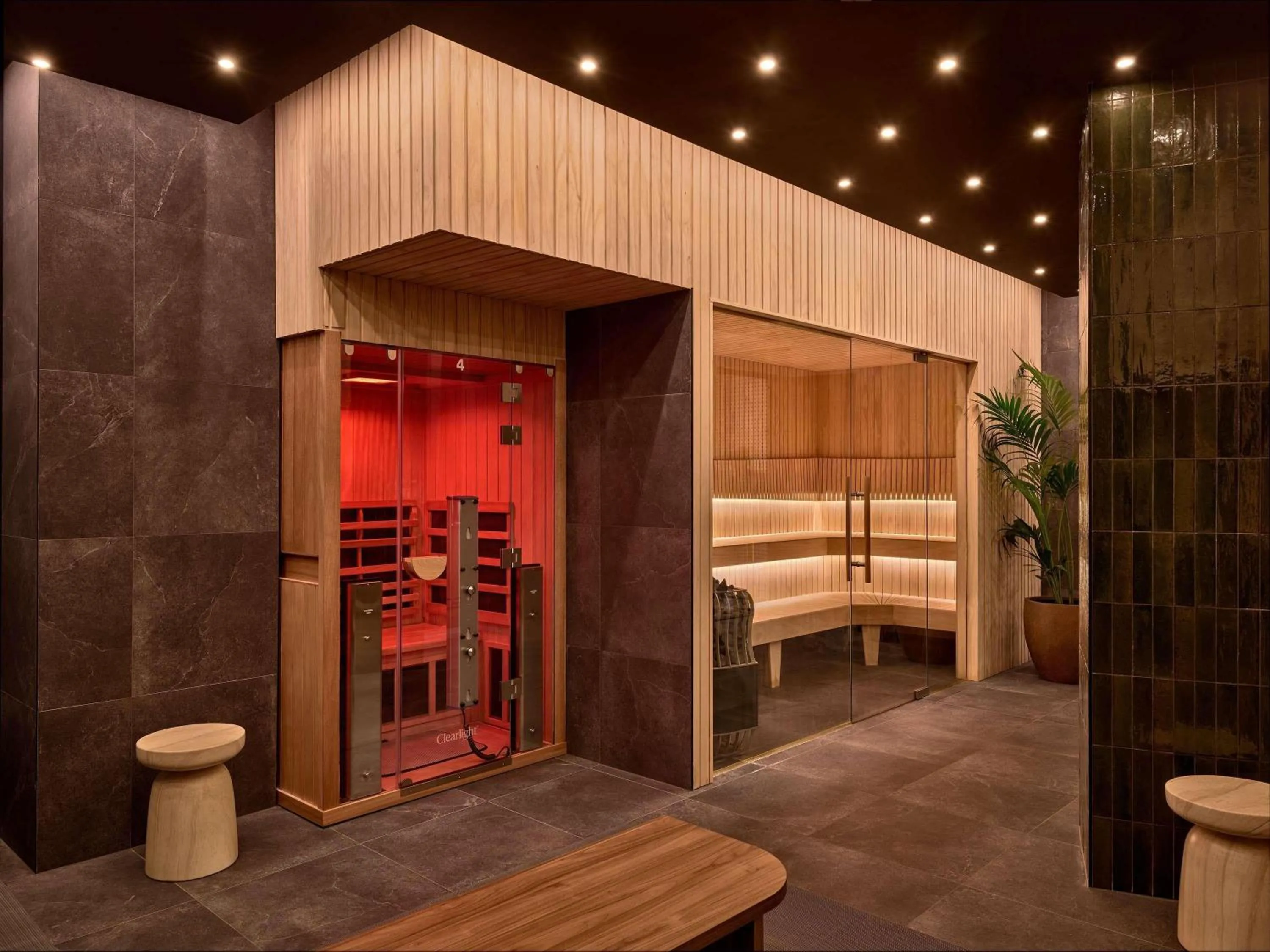 Fitness centre/facilities, Bed in Sofitel Sydney Wentworth