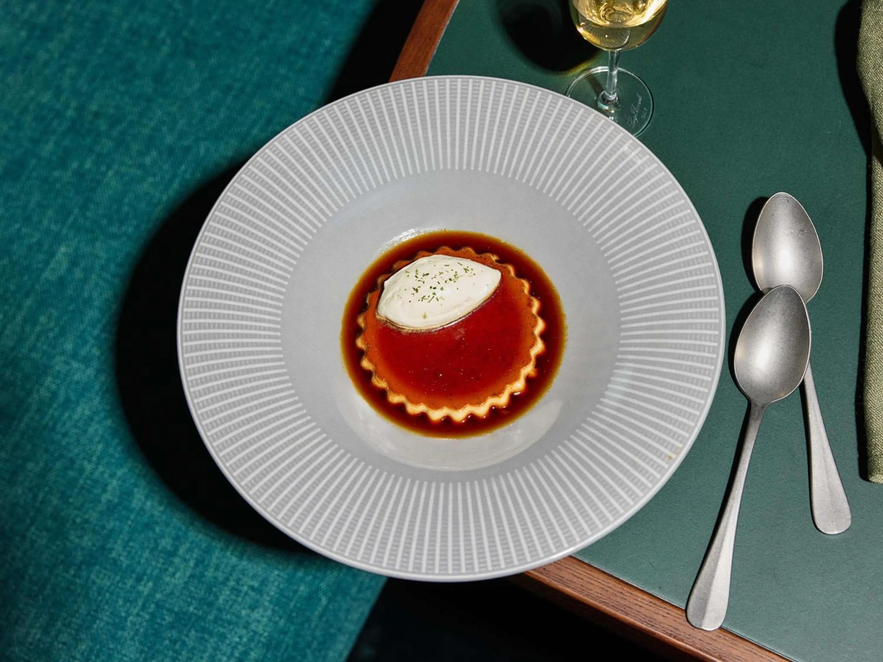 Restaurant/places to eat in Sofitel Sydney Wentworth