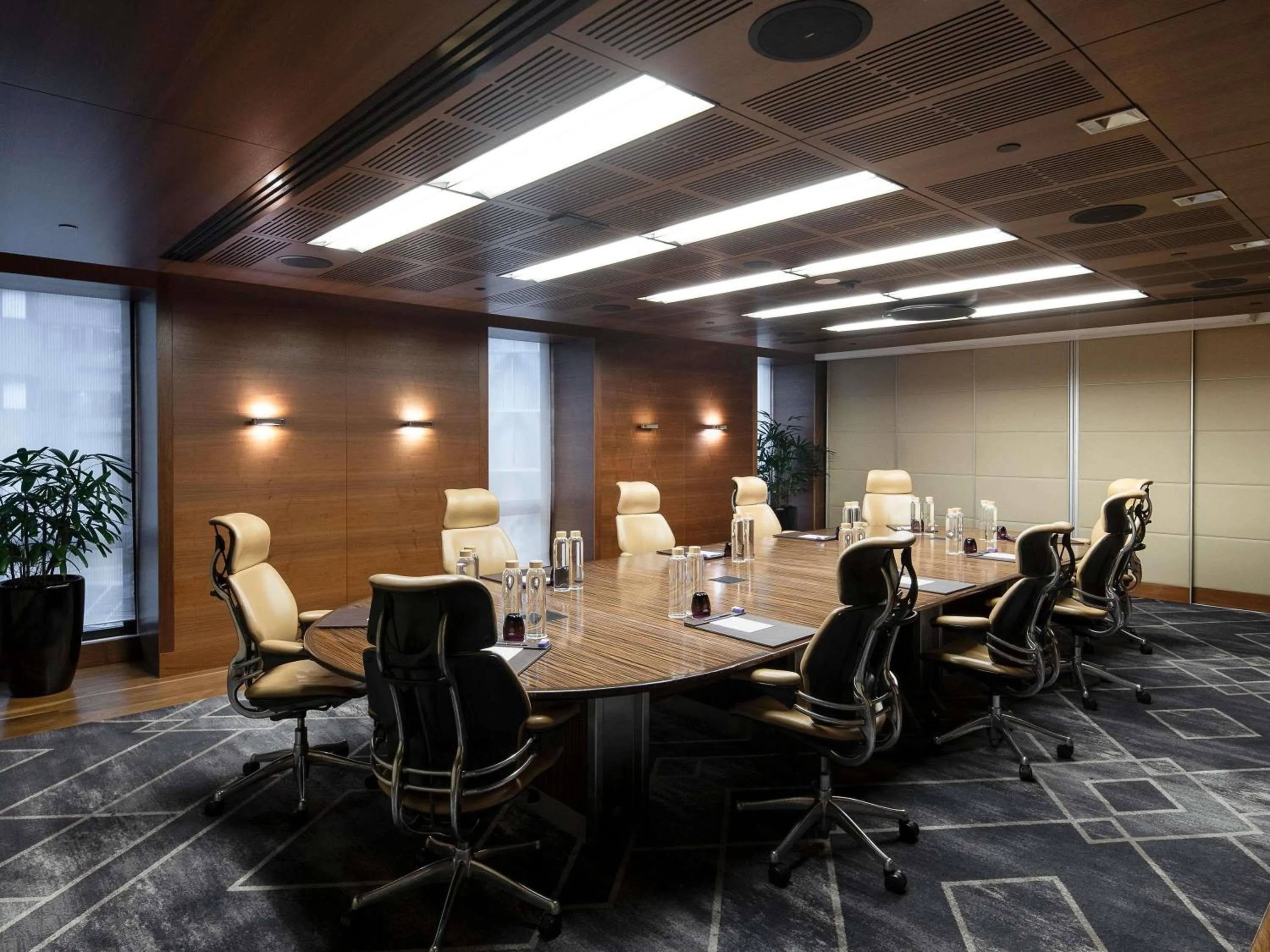 Meeting/conference room in Sofitel Sydney Wentworth