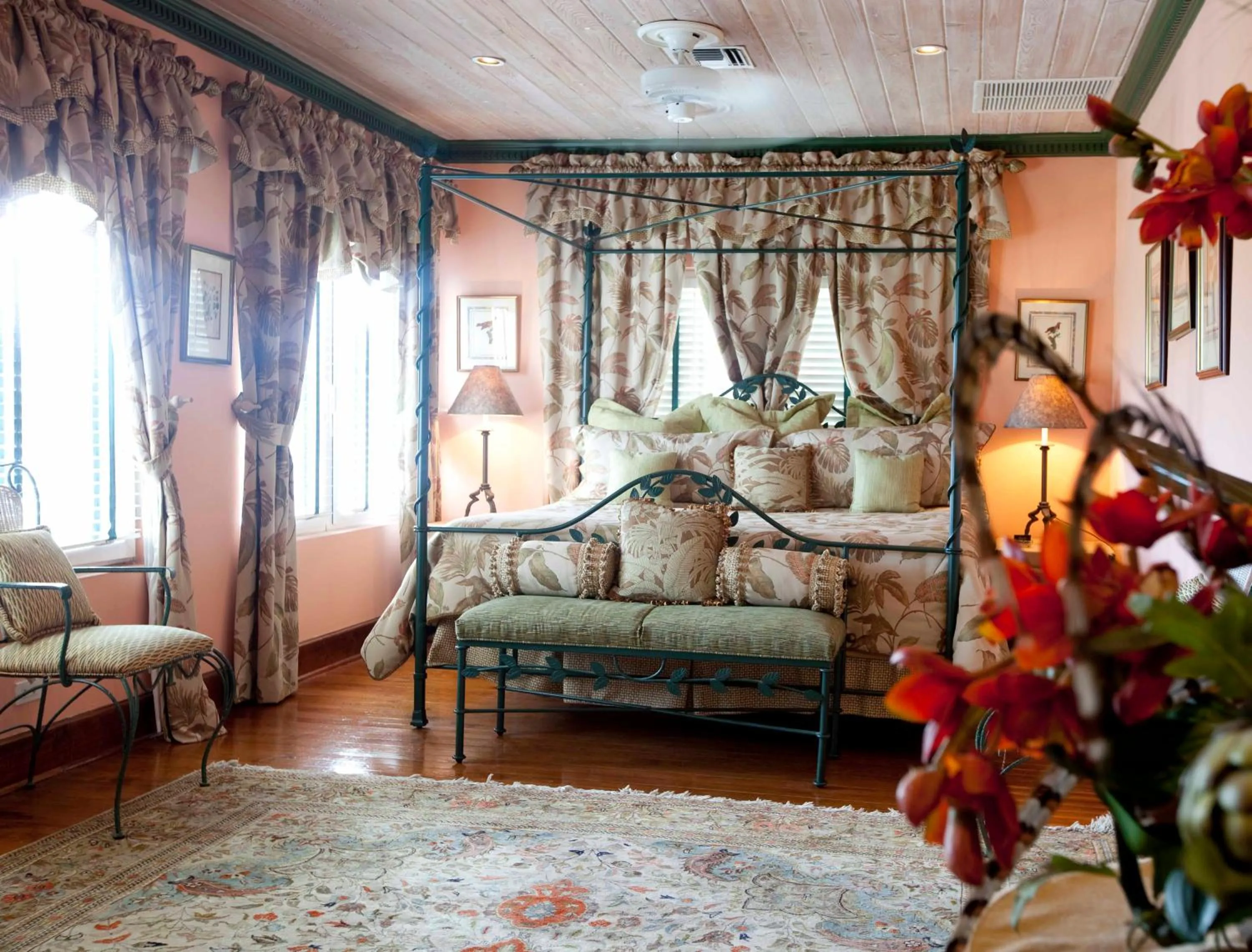 Bed in Graycliff Hotel