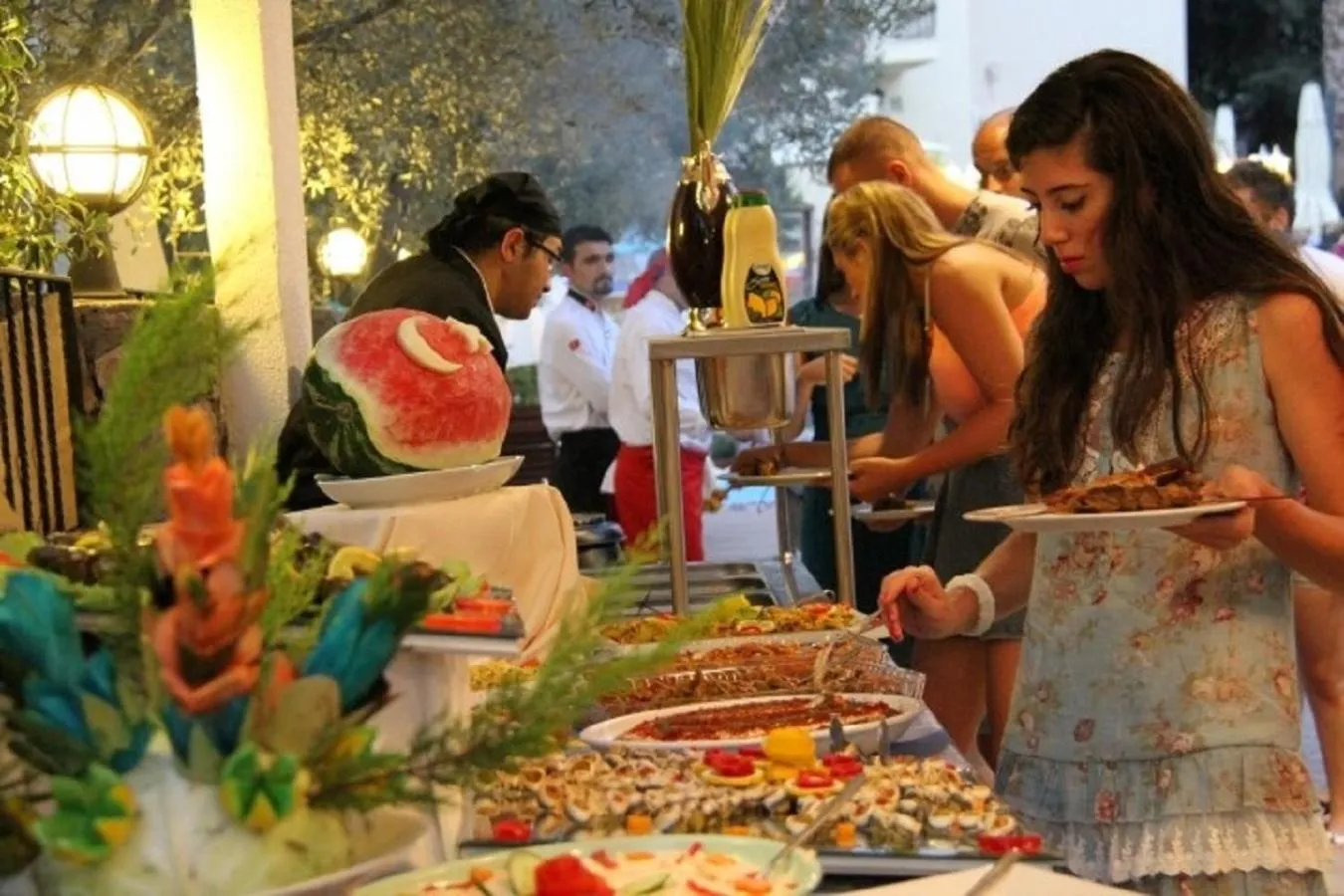 Restaurant/places to eat in Ocean Blue High Class Hotel & SPA