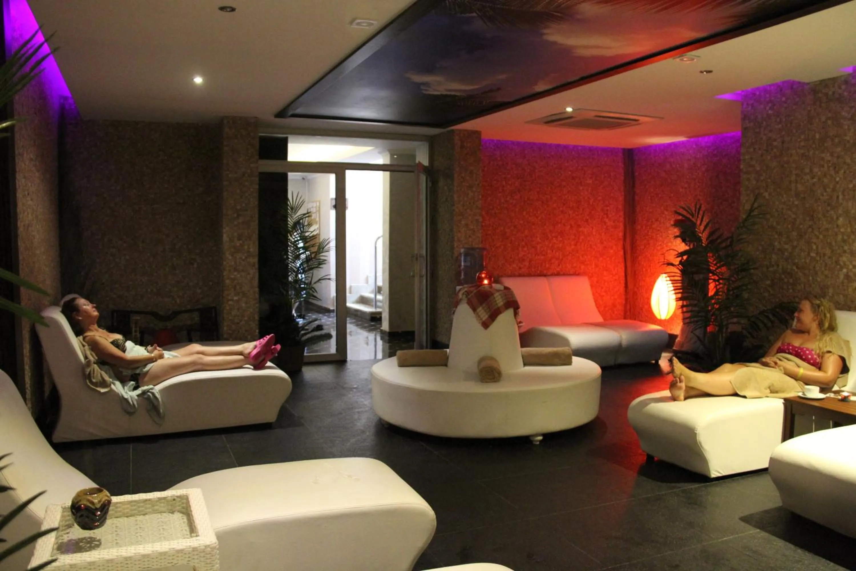 Spa and wellness centre/facilities in Ocean Blue High Class Hotel & SPA