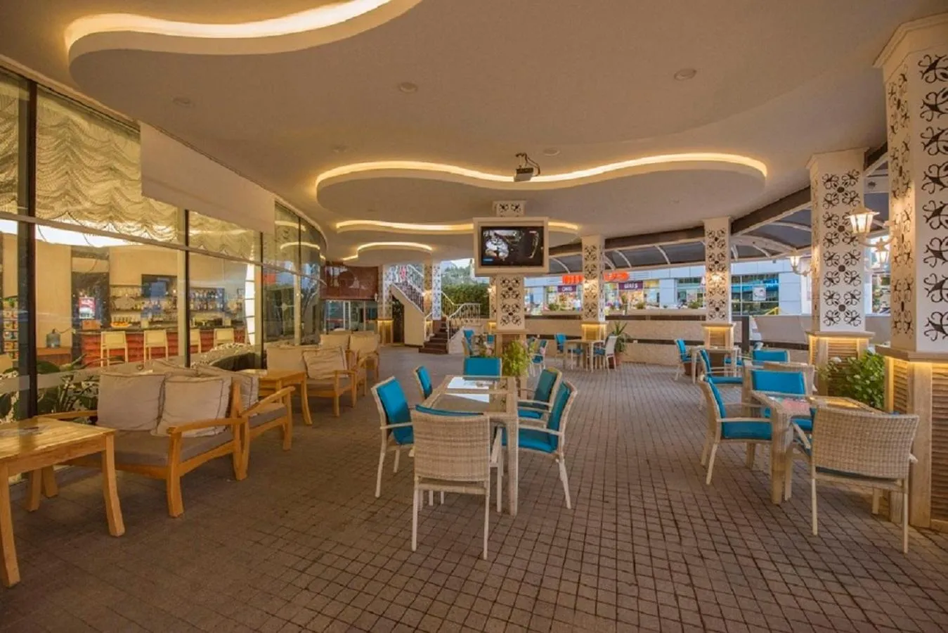 Lobby or reception in Ocean Blue High Class Hotel & SPA