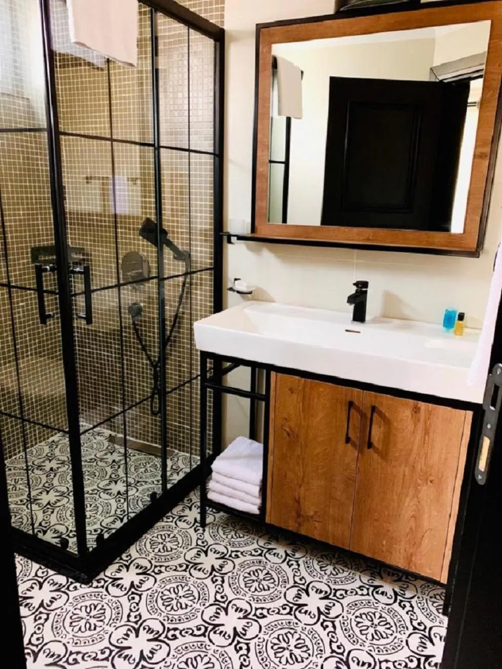 Toilet in Ocean Blue High Class Hotel & SPA