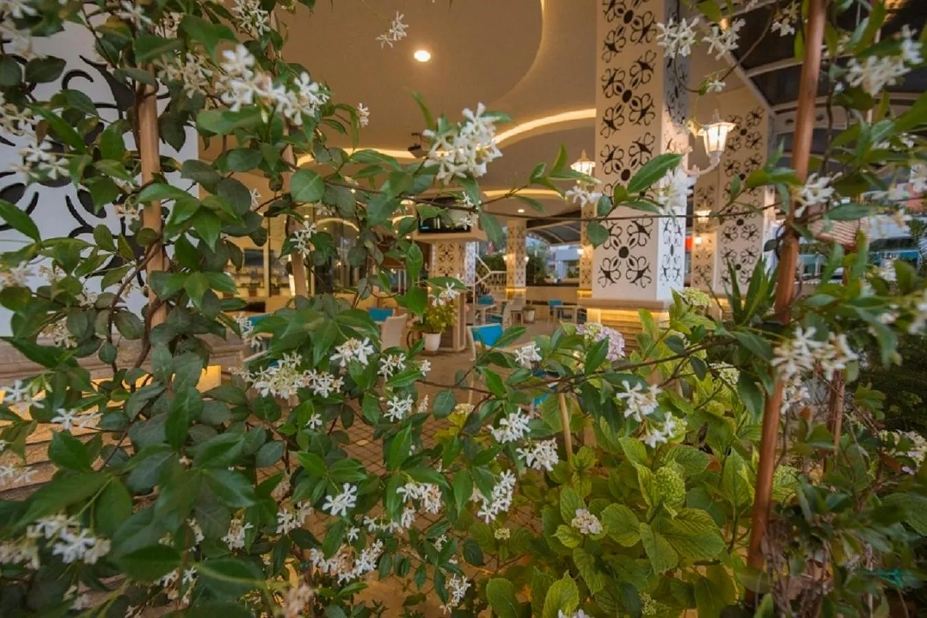 Lounge or bar in Ocean Blue High Class Hotel & SPA