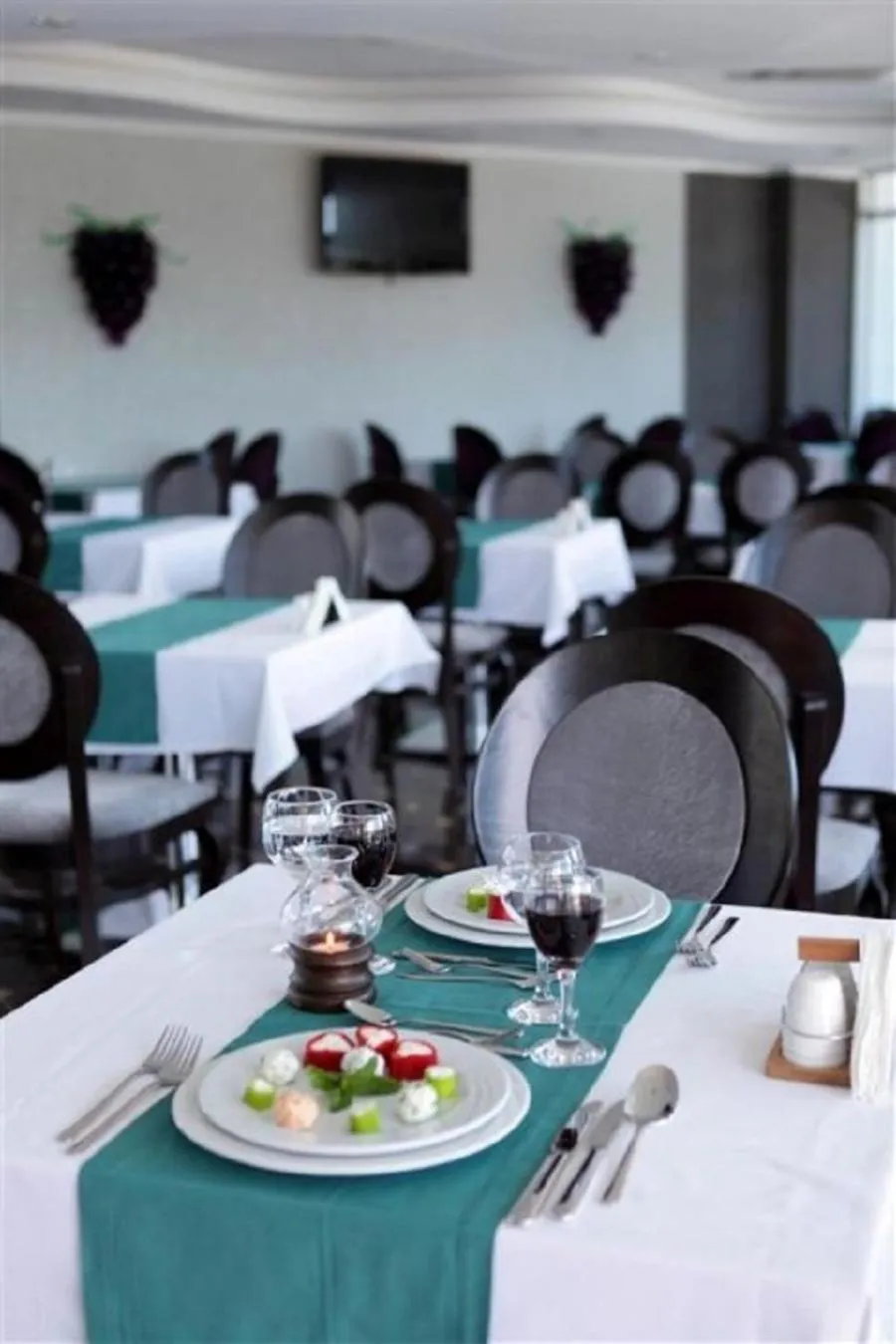 Restaurant/places to eat in Ocean Blue High Class Hotel & SPA