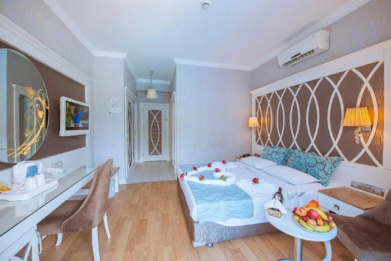 Photo of the whole room, Bed in Ocean Blue High Class Hotel & SPA