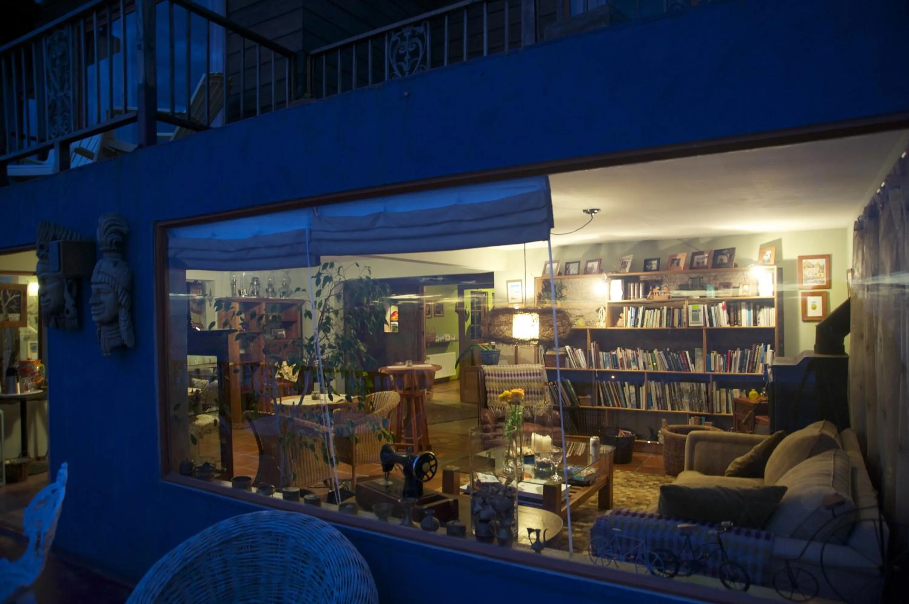Library in Hotel Cinque Colori Bed & Breakfast-Spa
