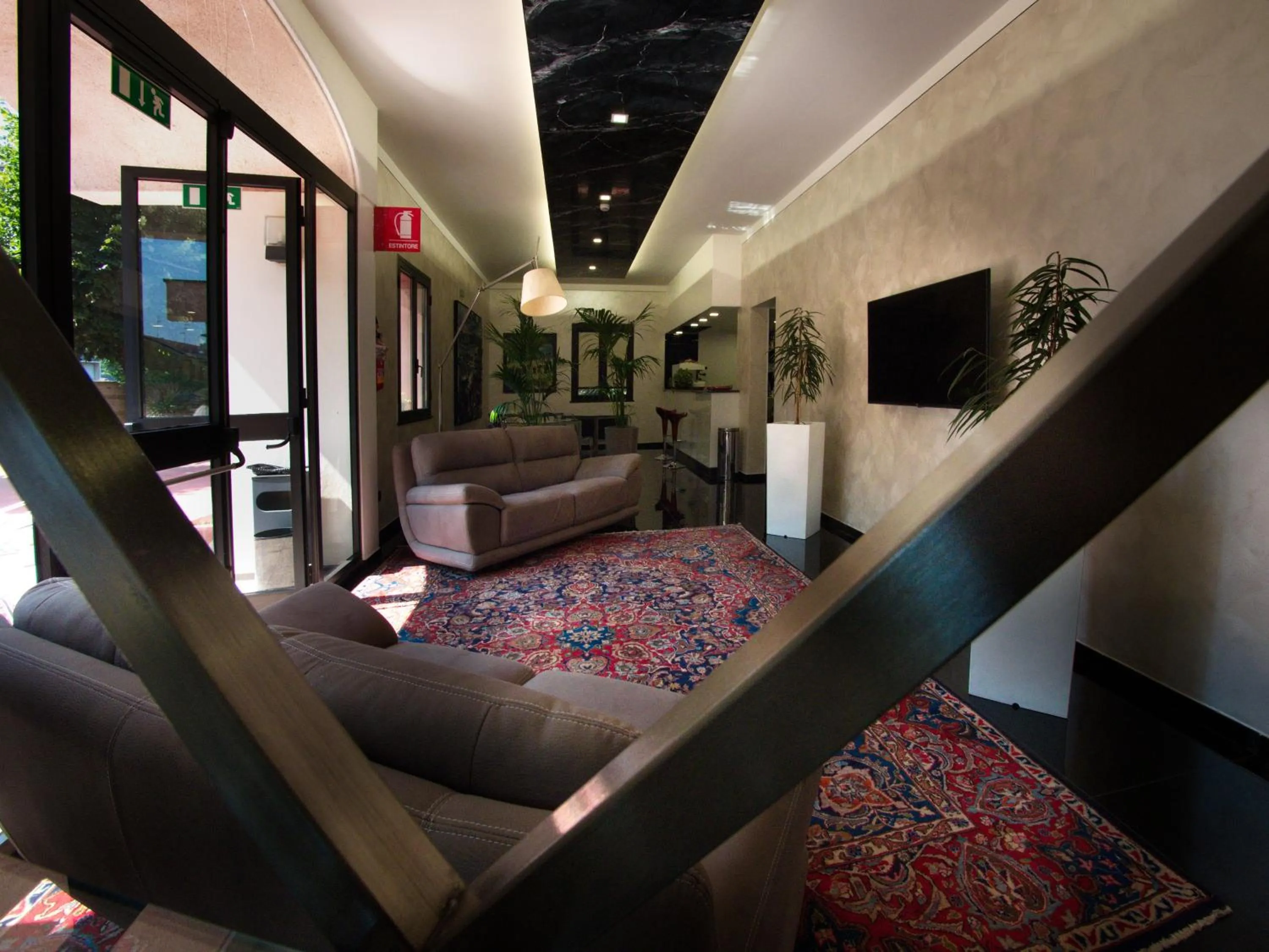 Lobby or reception in Hotel Versailles