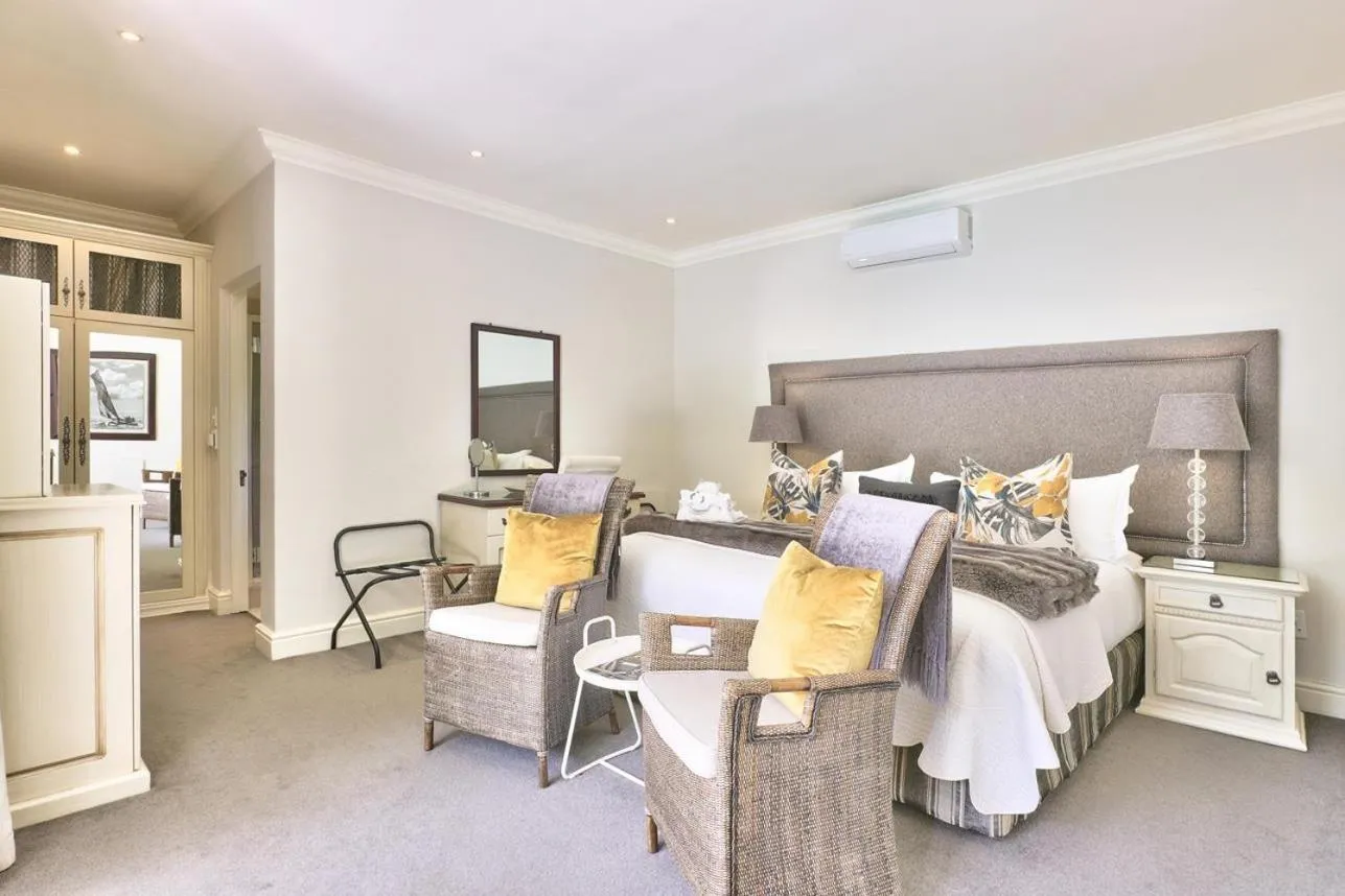 Photo of the whole room, Bed in Fernwood Manor Boutique Guest House