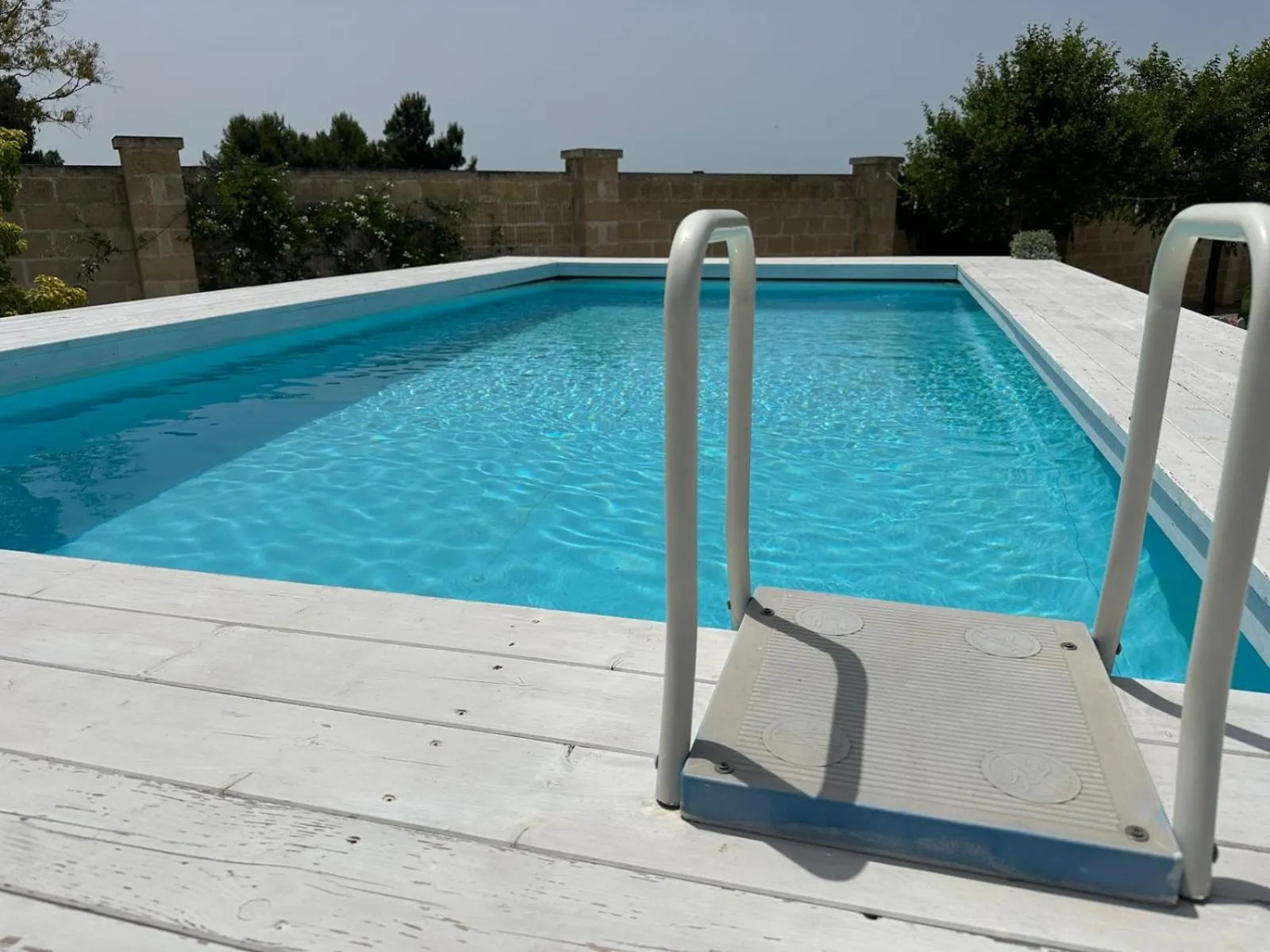 Swimming pool in B&B Stella Salento Karin