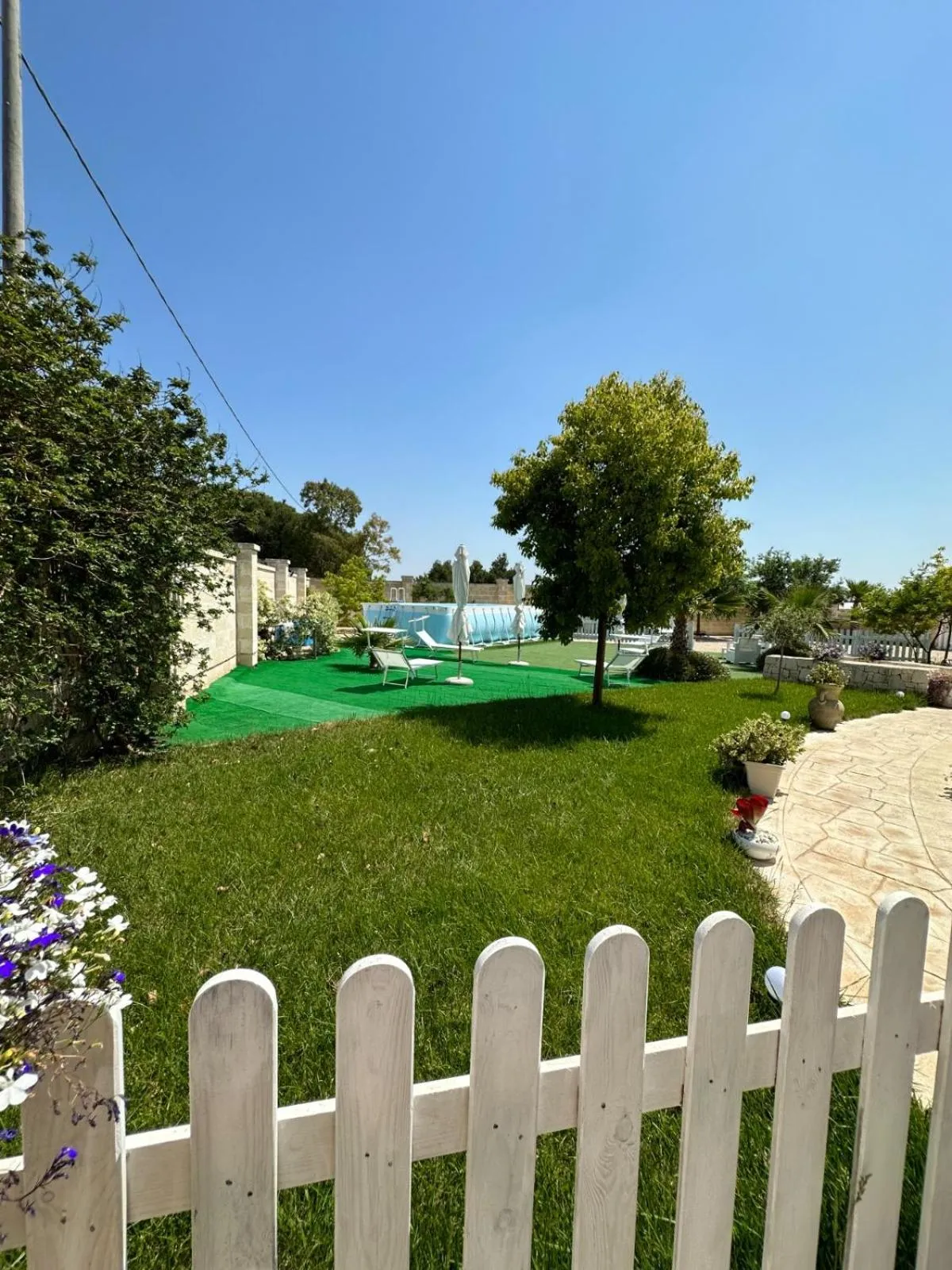 Garden view in B&B Stella Salento Karin