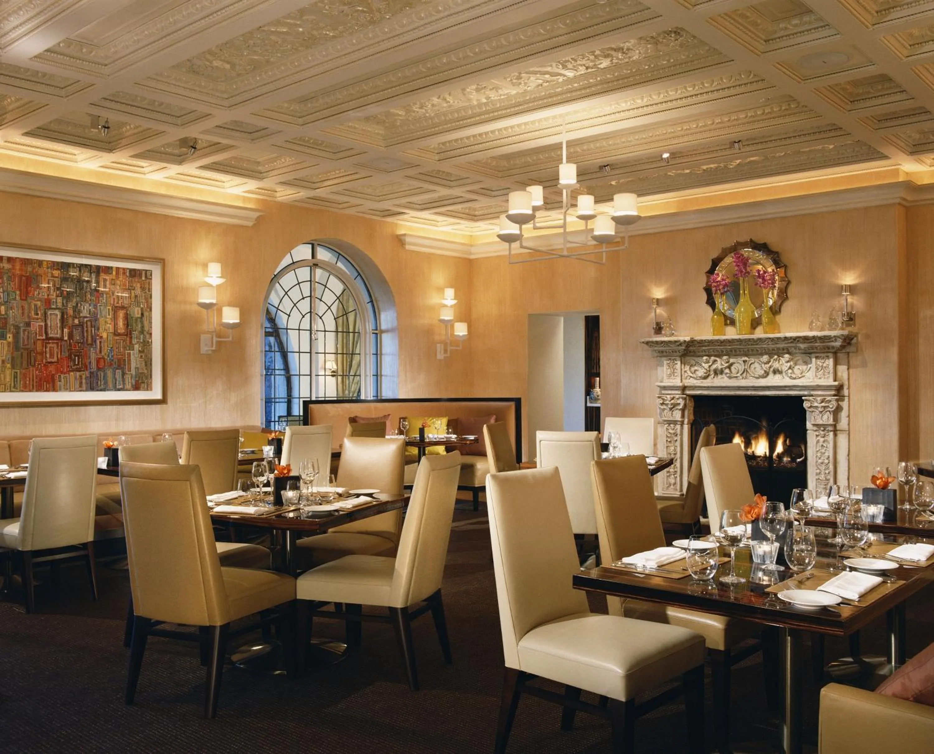 Restaurant/places to eat in Rosewood Mansion on Turtle Creek