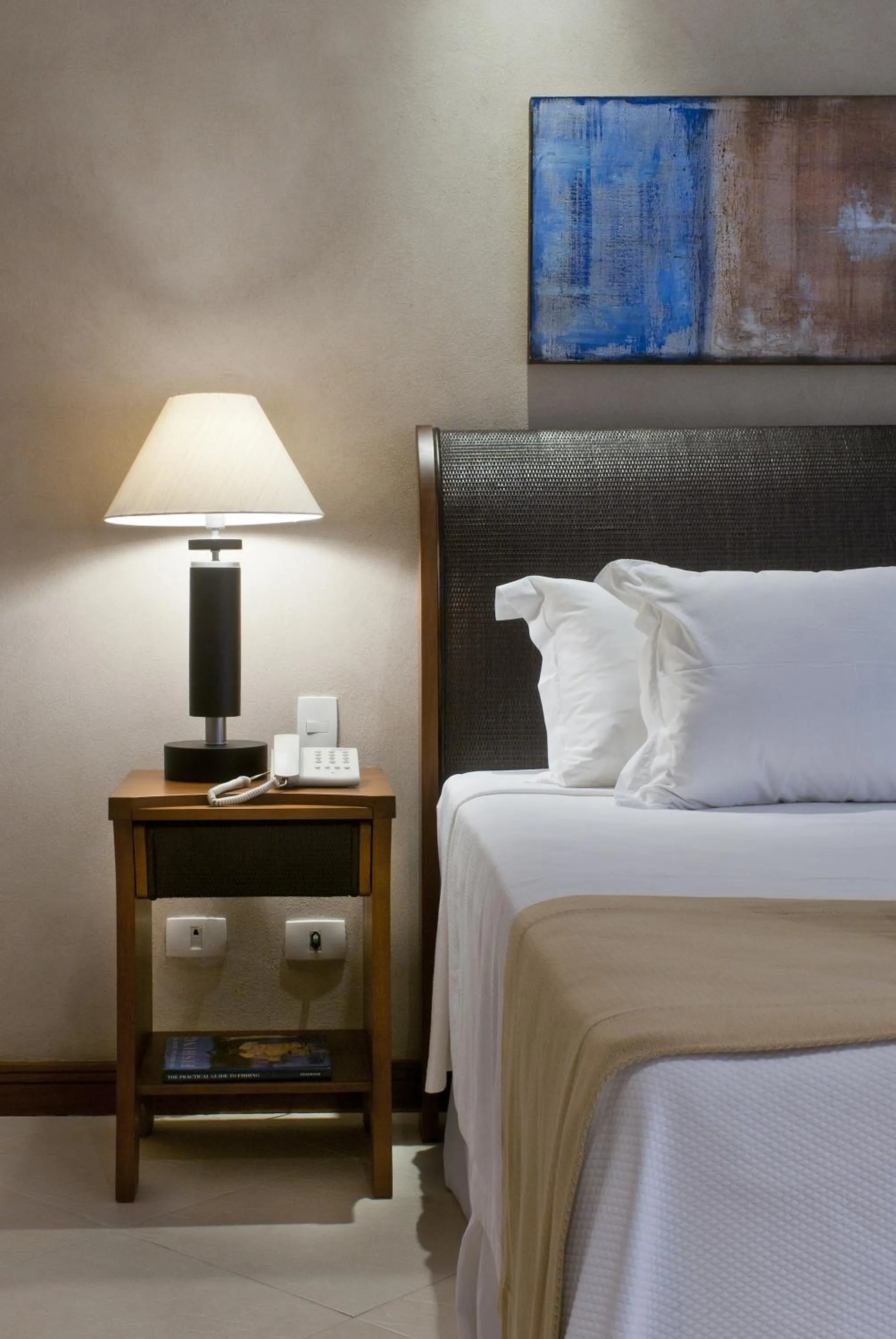 Photo of the whole room, Bed in Abayomi Hotel