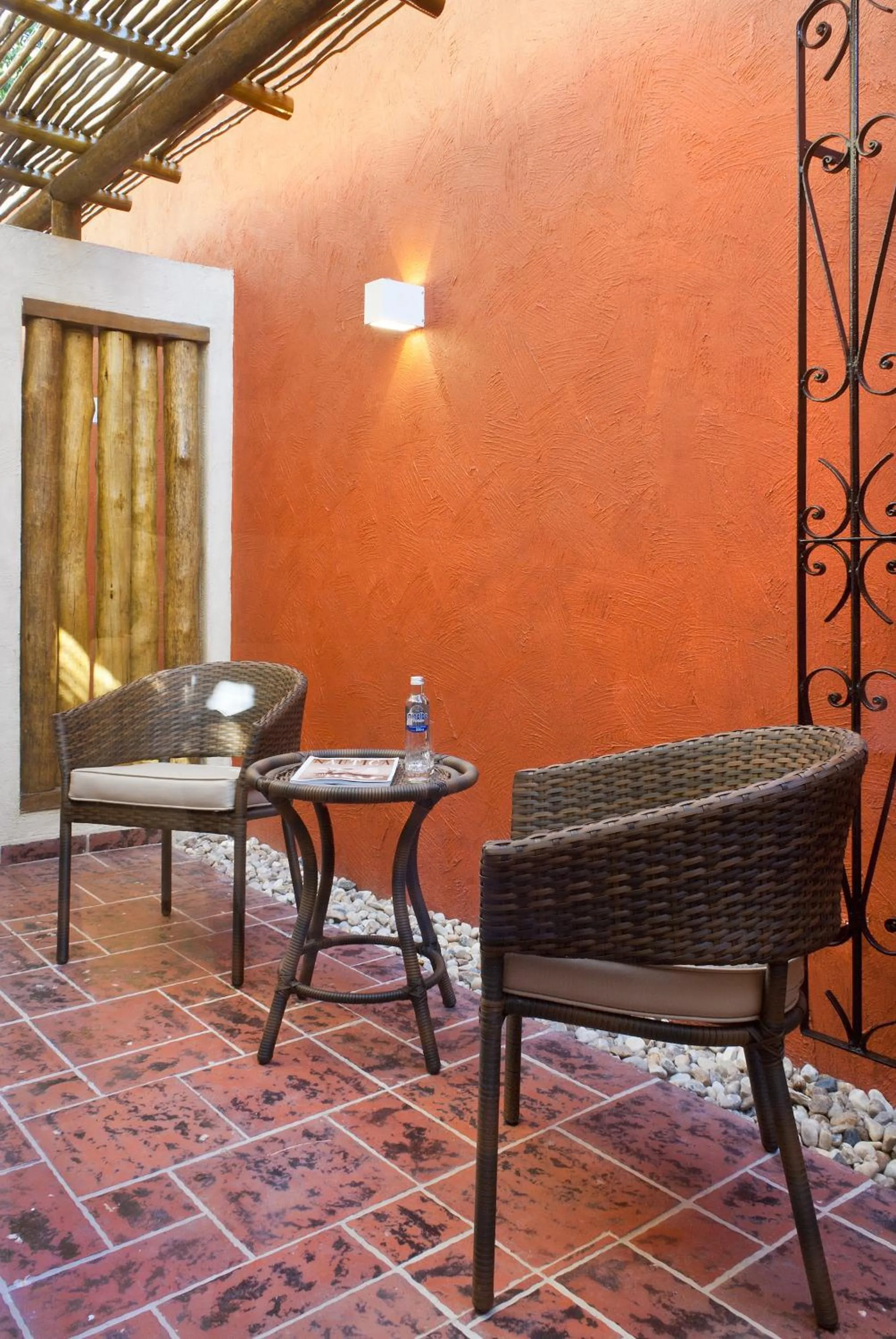 Balcony/Terrace in Abayomi Hotel