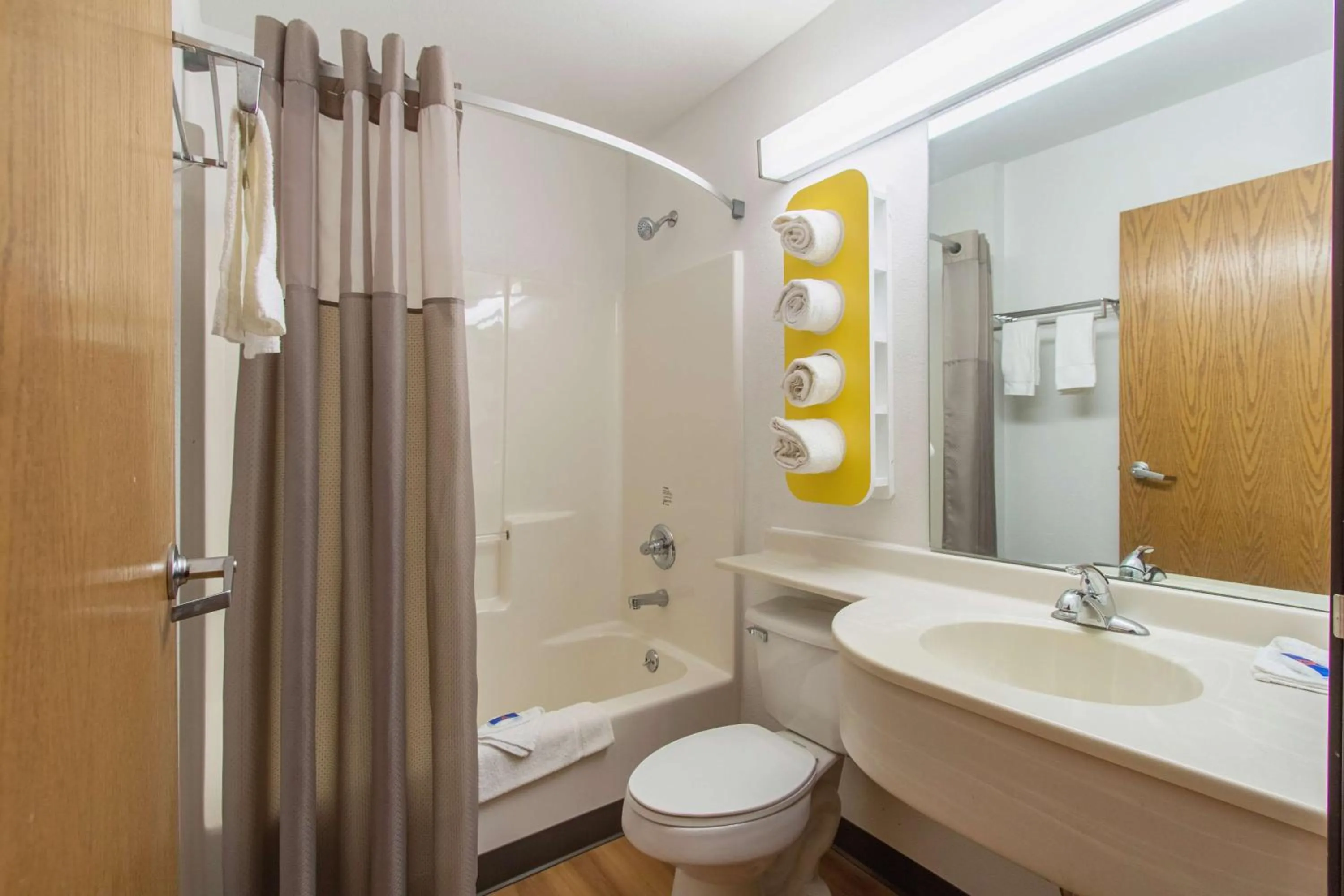 Bathroom in Motel 6-Streetsboro, OH