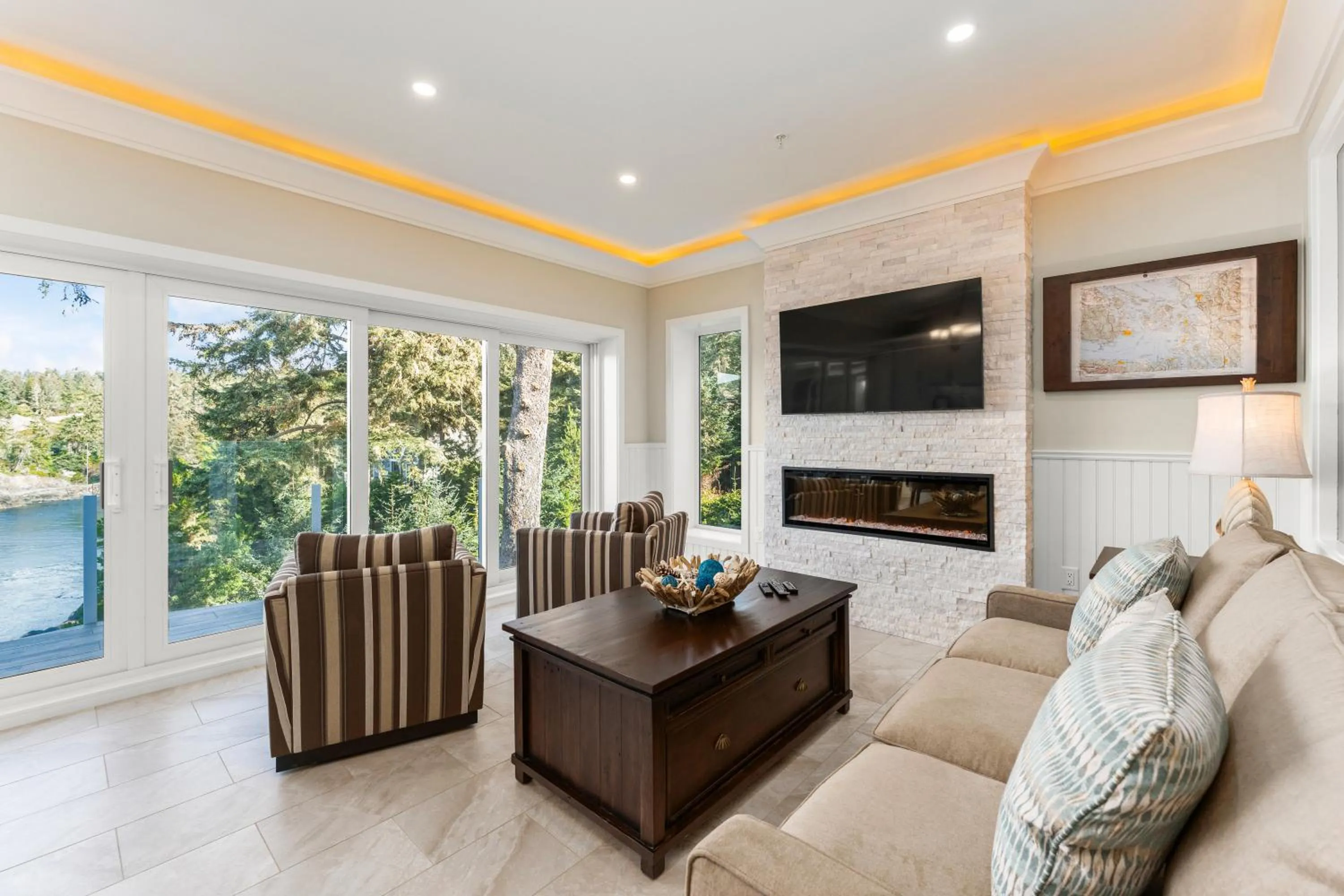 Living room in SookePoint Ocean Cottage Resort