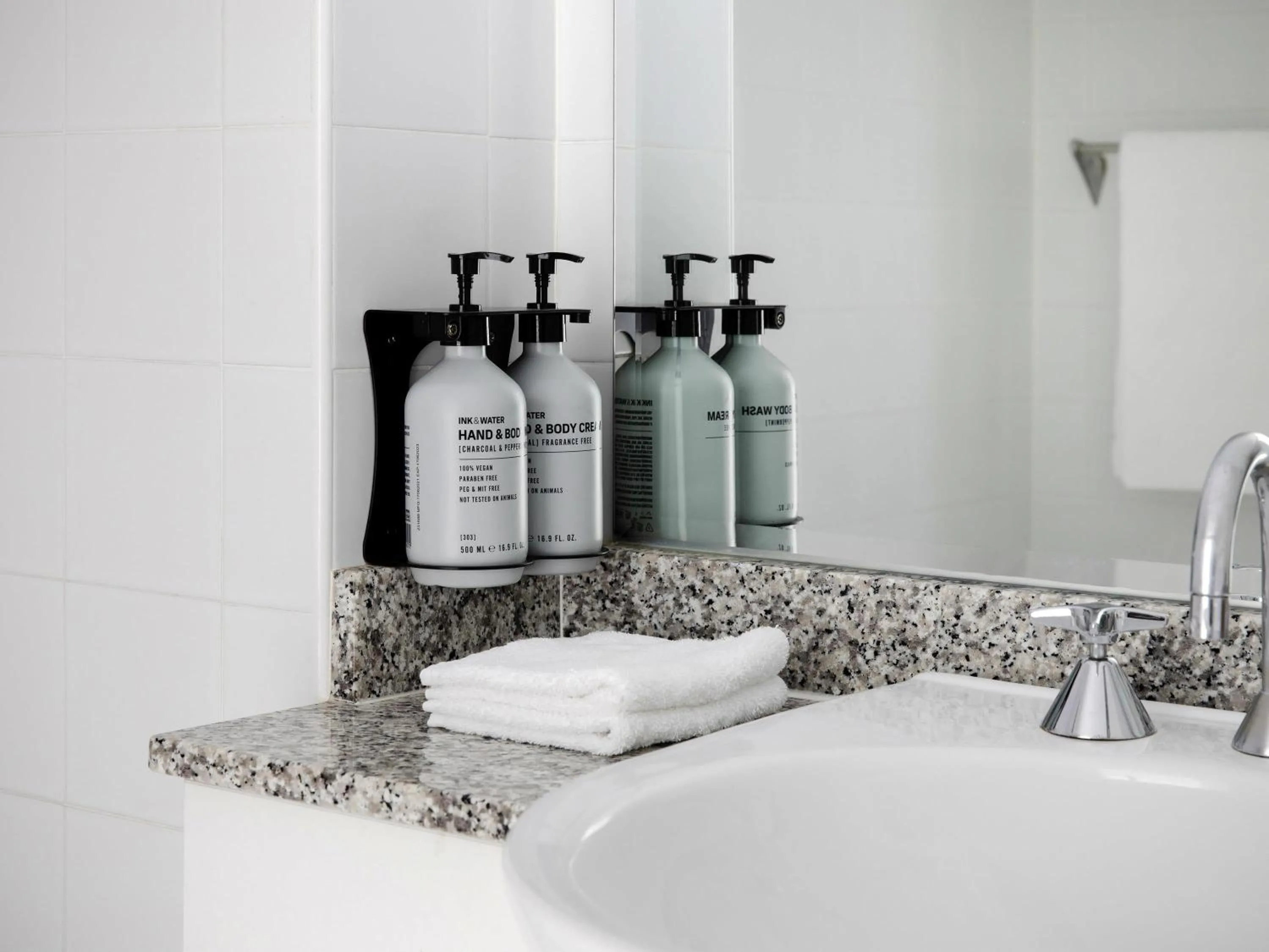 Bedroom in Manly Pacific Sydney MGallery Collection