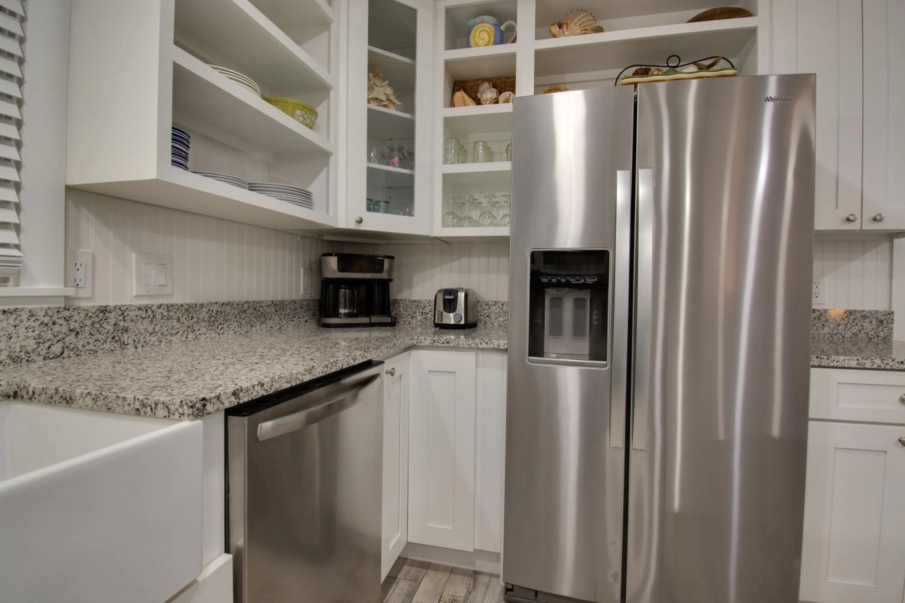 Kitchen or kitchenette in Seas the Day - Boardwalk to the Beach, 3 pools, Tennis