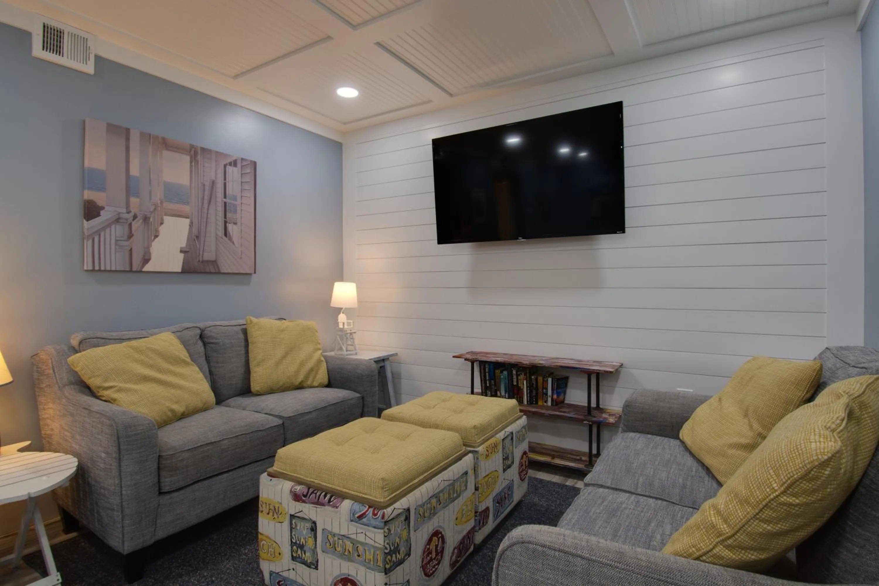 Living room in Seas the Day - Boardwalk to the Beach, 3 pools, Tennis