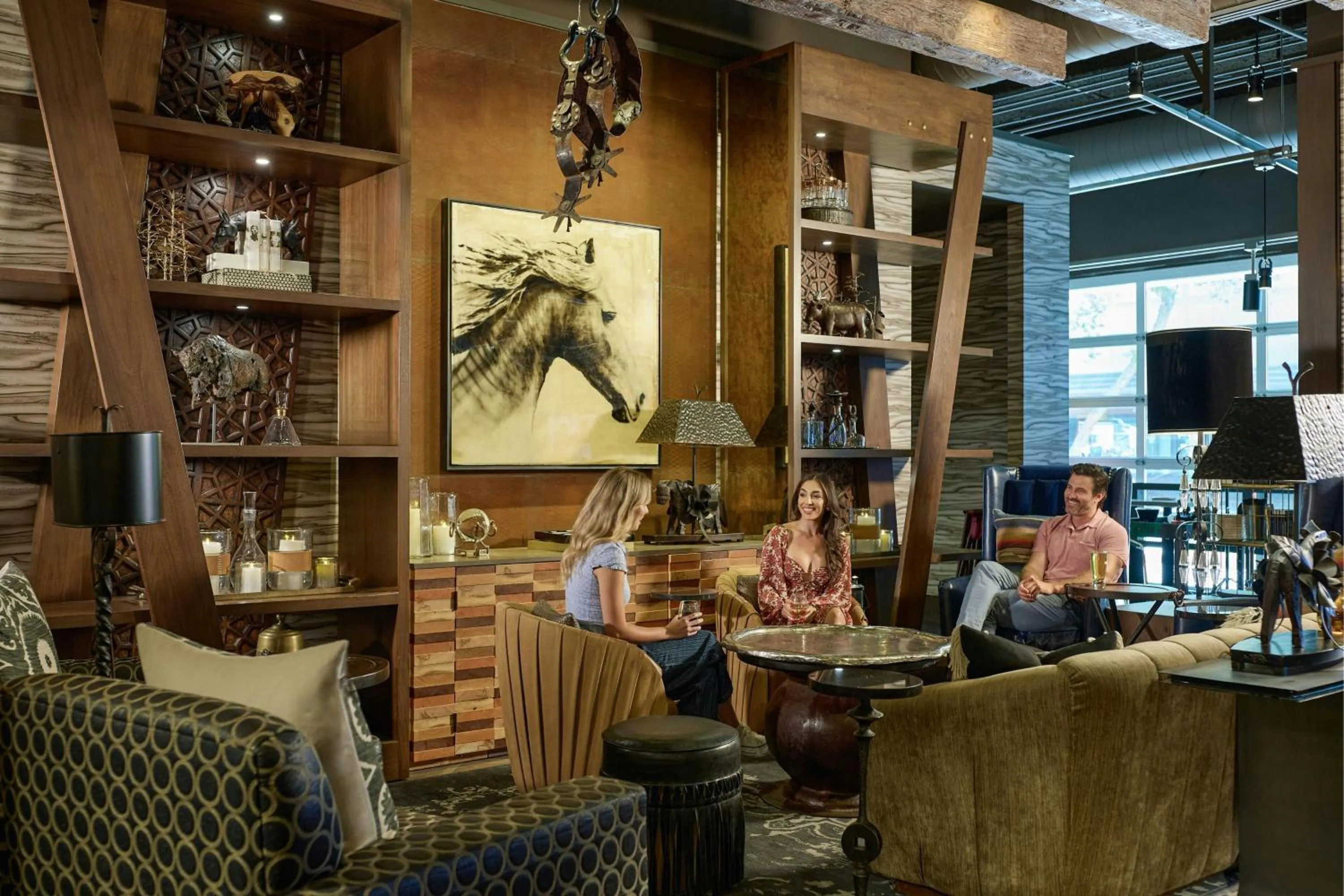 Restaurant/places to eat in Renaissance Phoenix Downtown Hotel