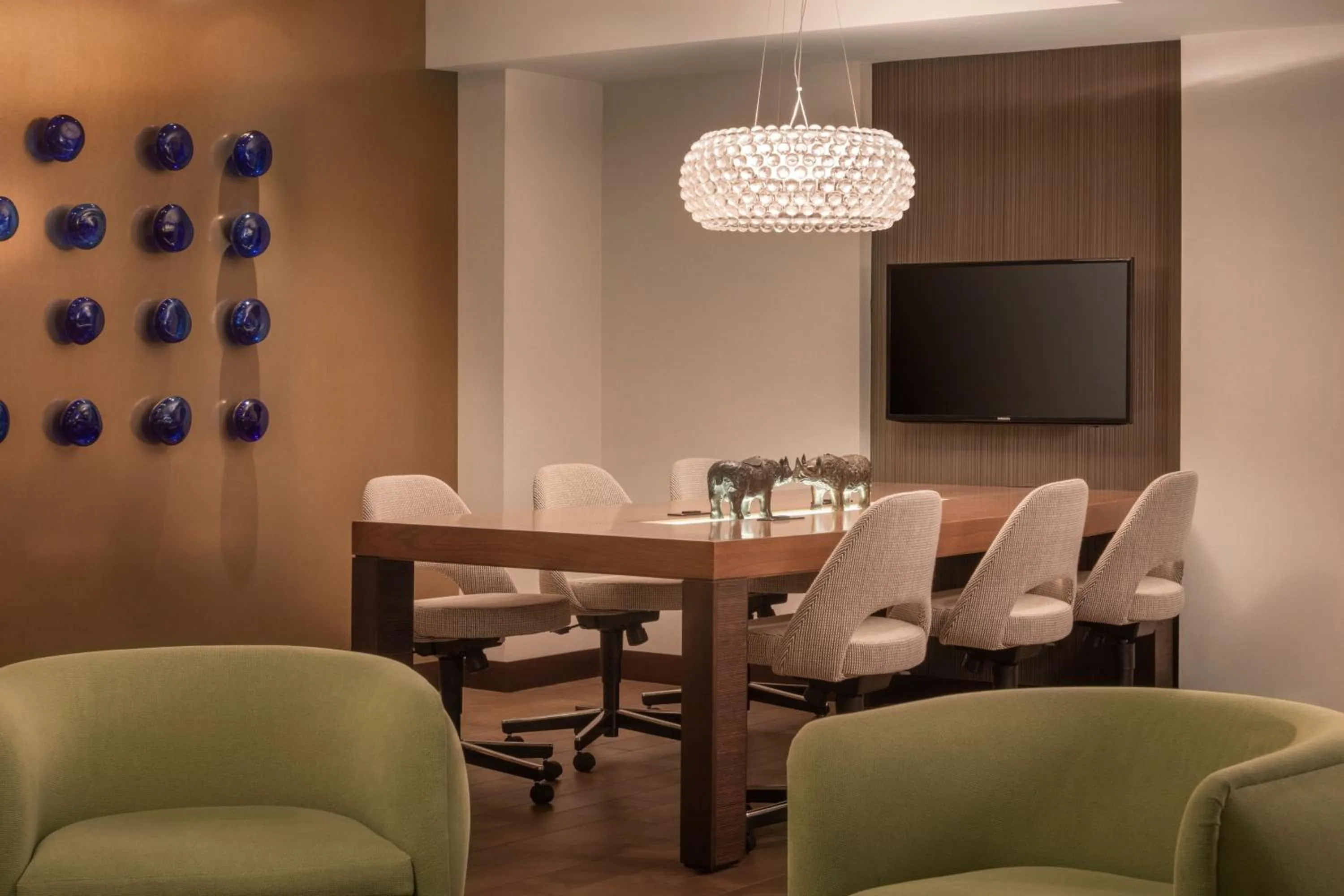 Lounge or bar in Renaissance Phoenix Downtown Hotel