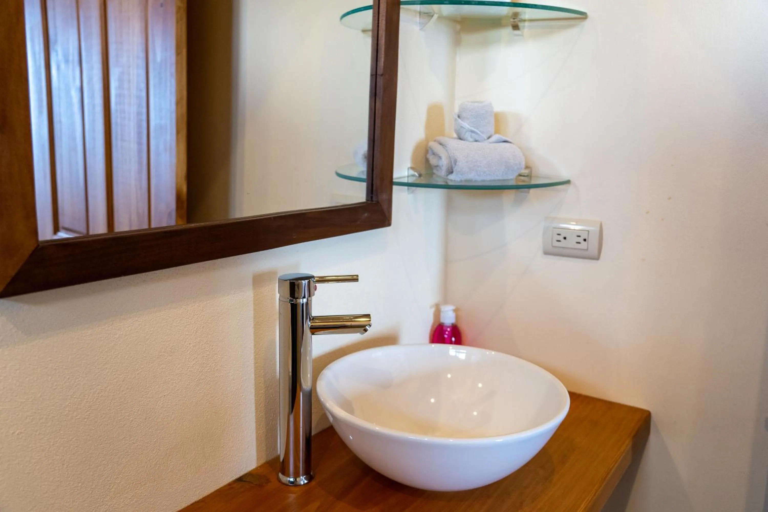 Bathroom in Valle Escondido Nature Reserve Hotel & Farm