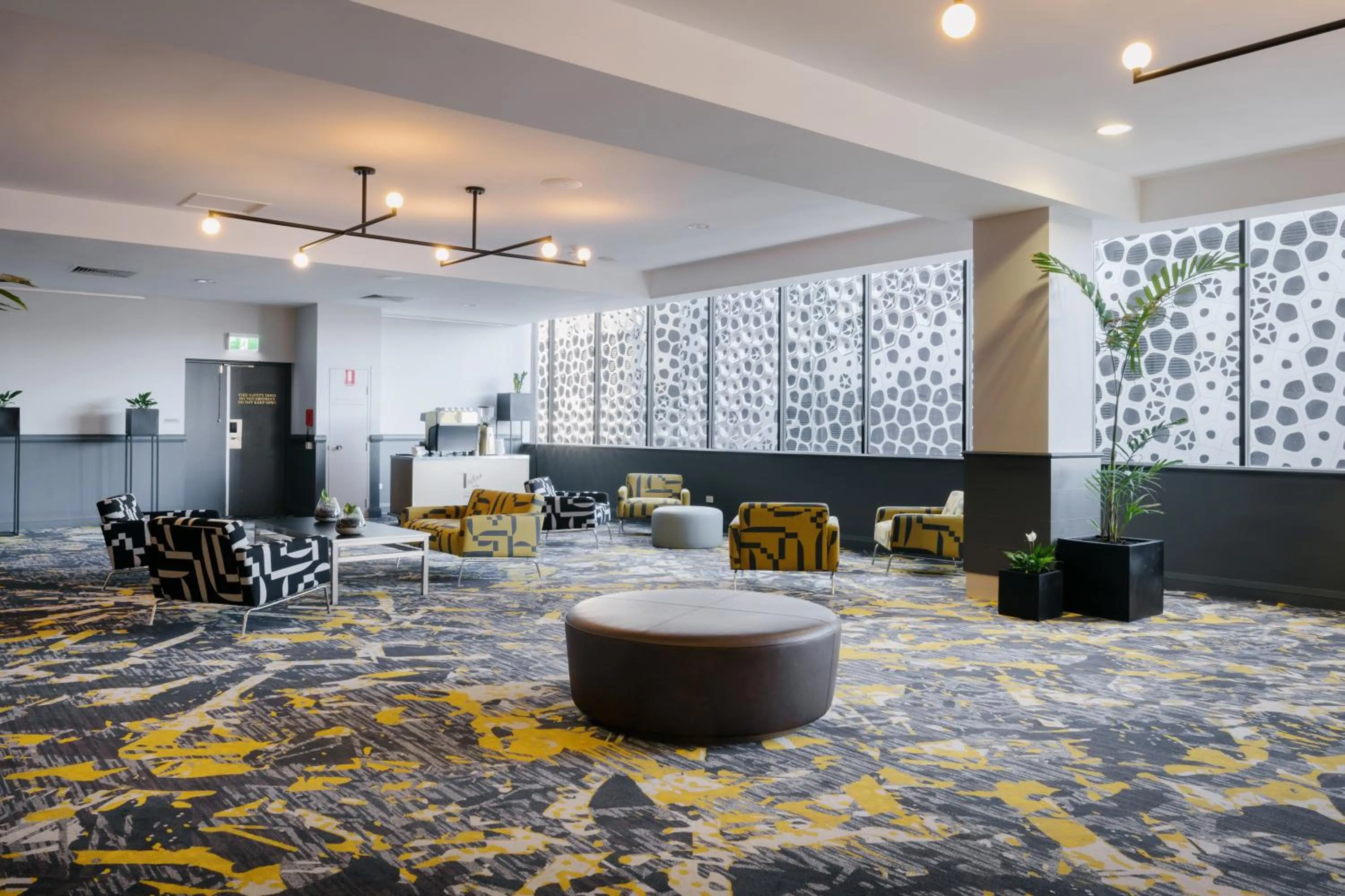 Meeting/conference room in voco Brisbane City Centre by IHG