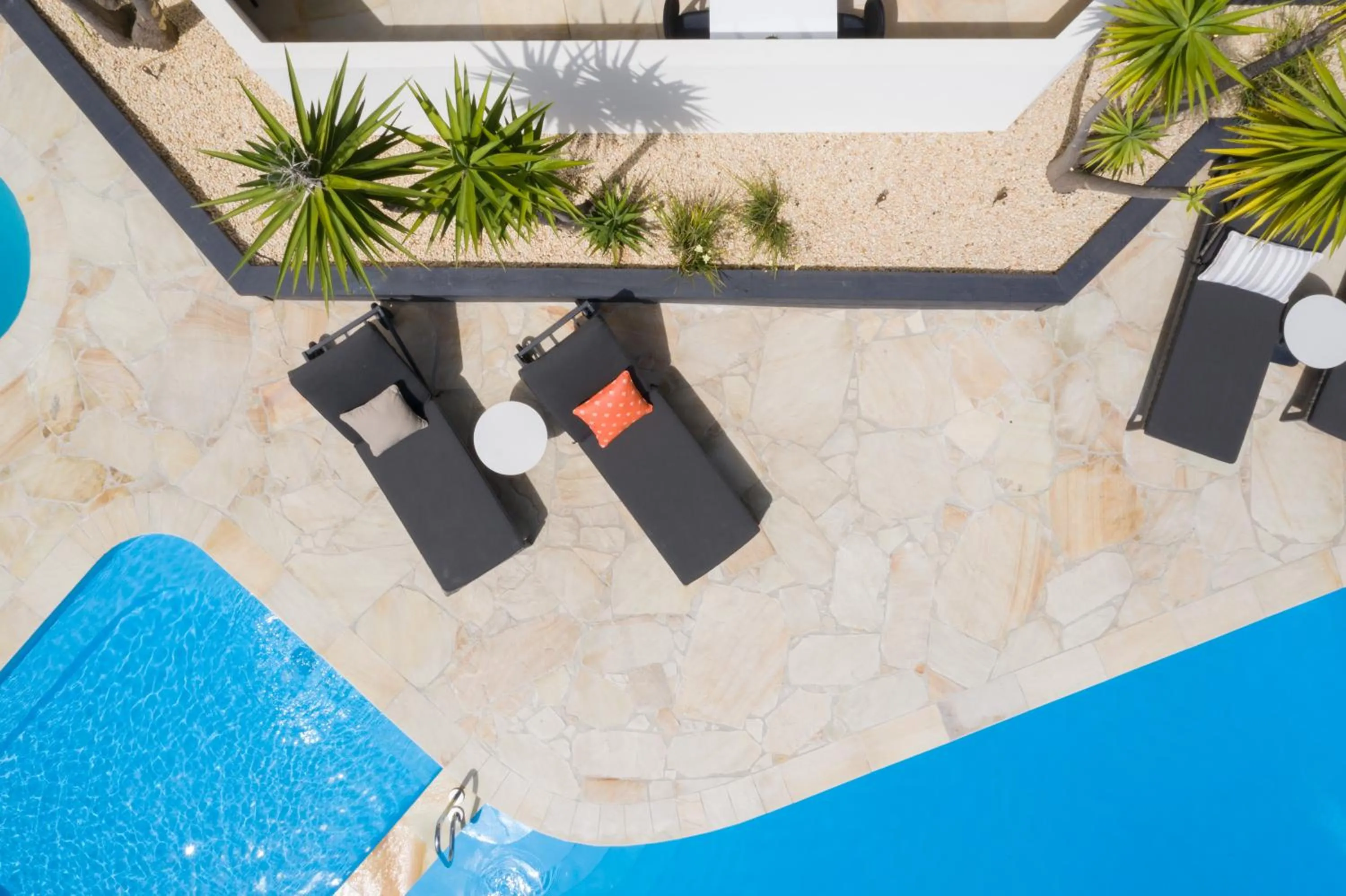 Pool view in Rydges Geelong